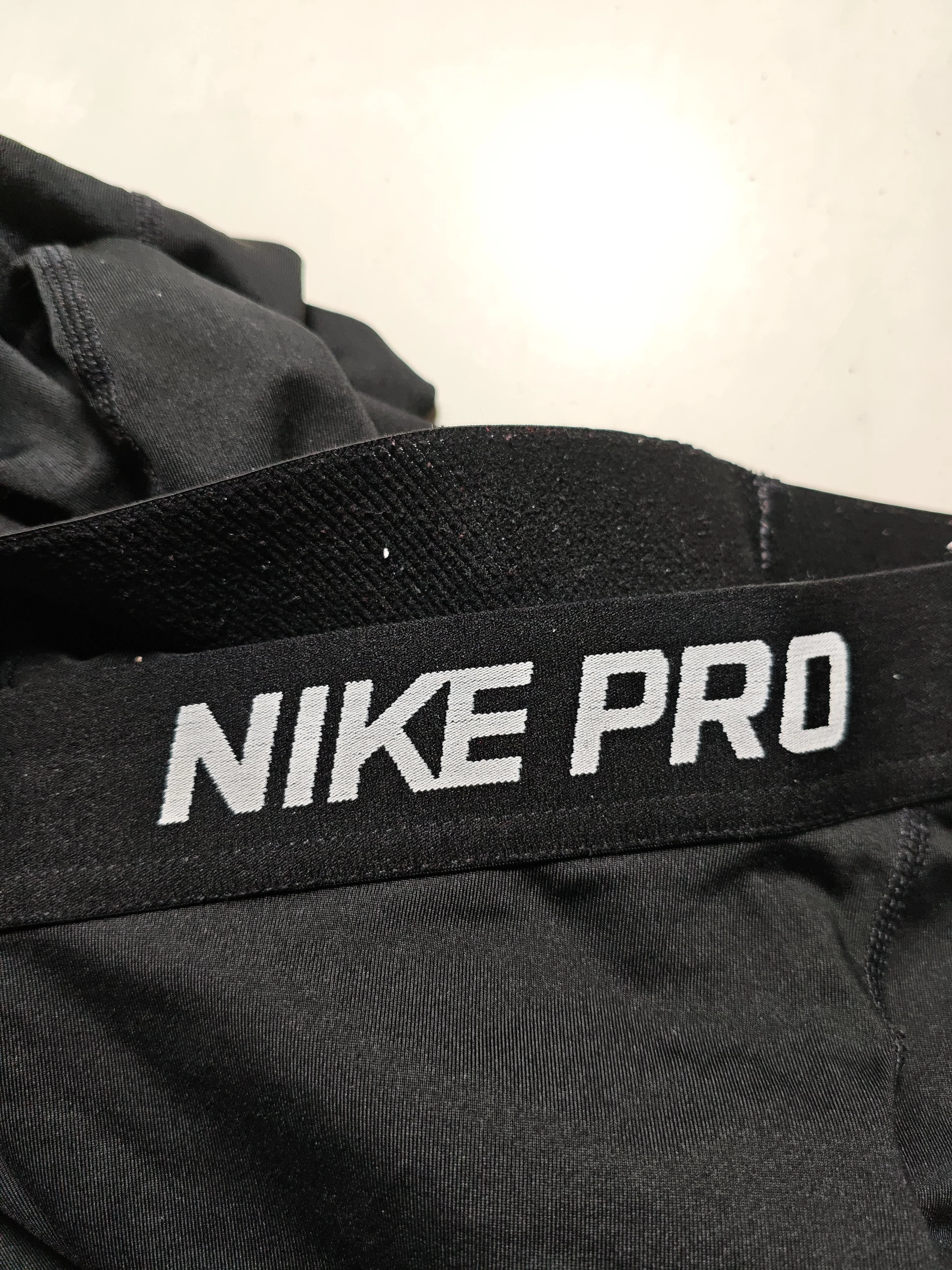 Nike Women's Sports Bottoms M Black Polyester with Elastane Sweatpants - Image 5