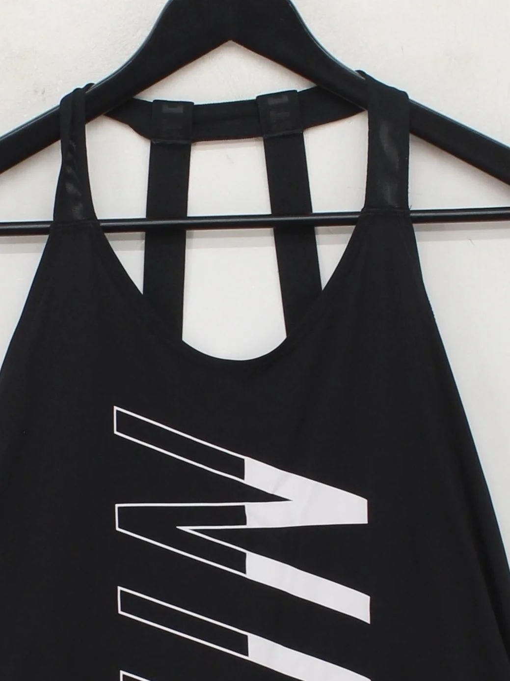 Nike Women's T-Shirt M Black Graphic Polyester with Elastane Sleeveless Basic - Image 3