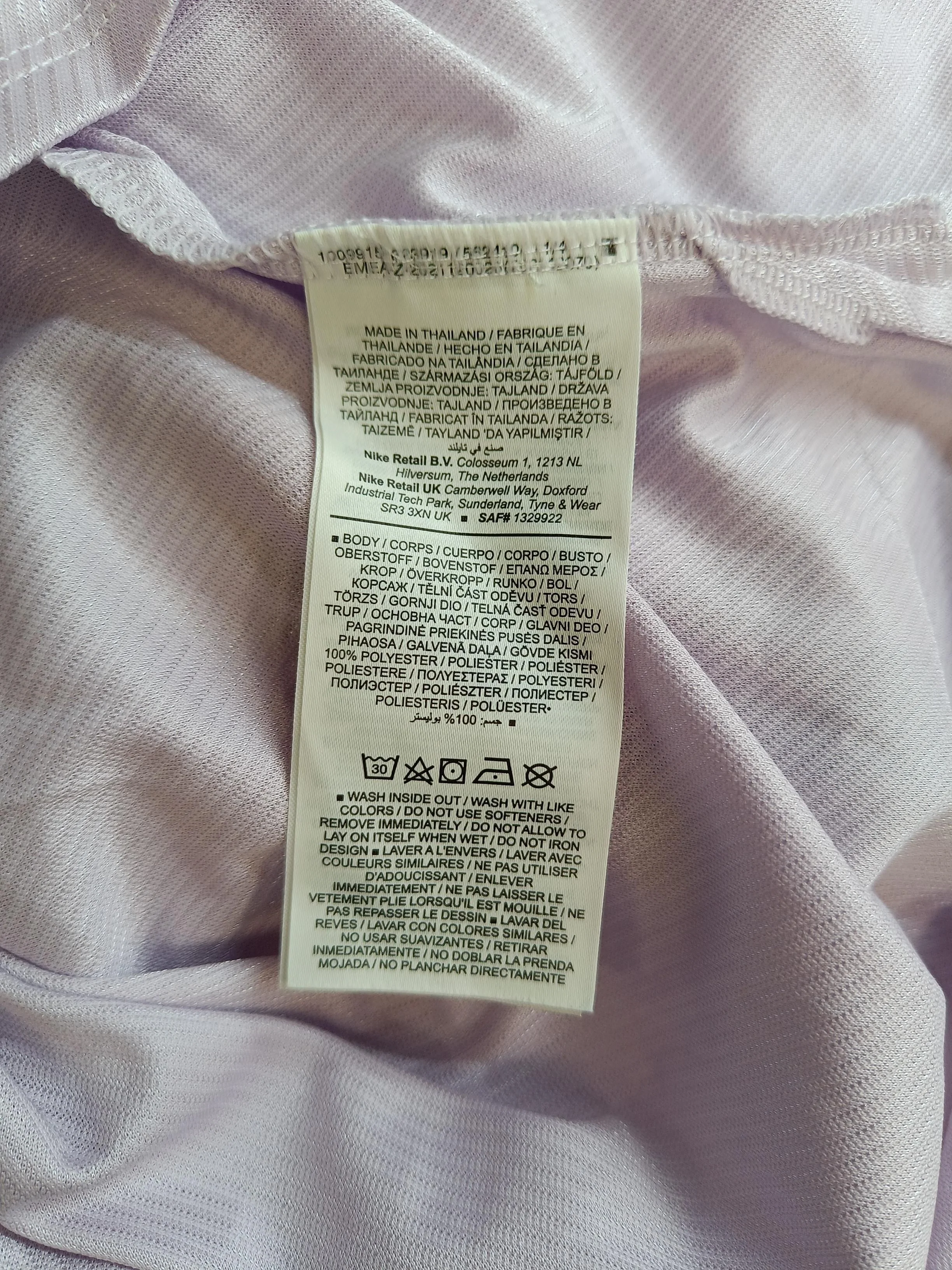 Nike Women's T-Shirt M Purple Graphic 100% Polyester Basic - Image 6