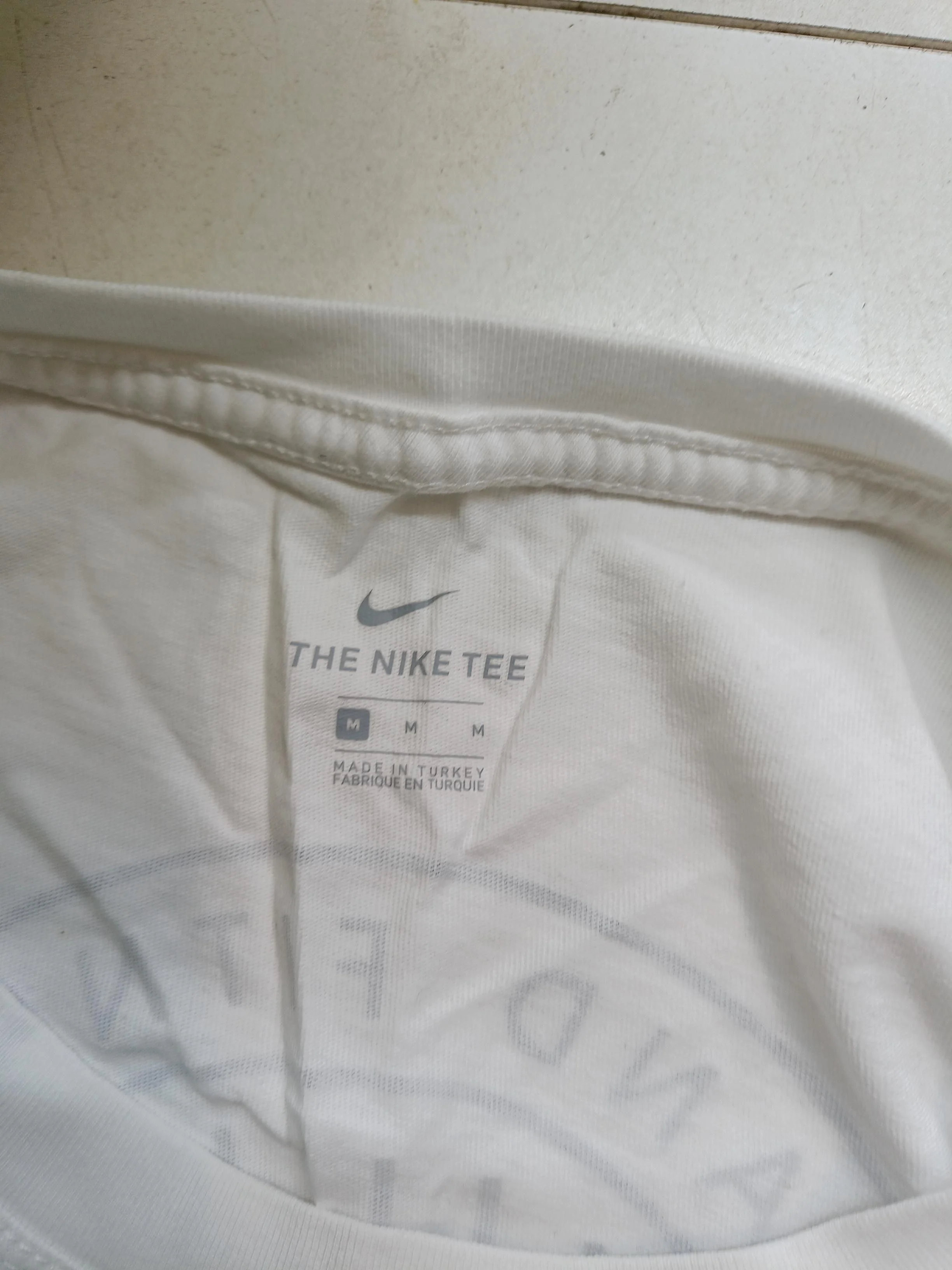 Nike Women's T-Shirt M White Graphic 100% Cotton Short Sleeve Round Neck Basic - Image 5