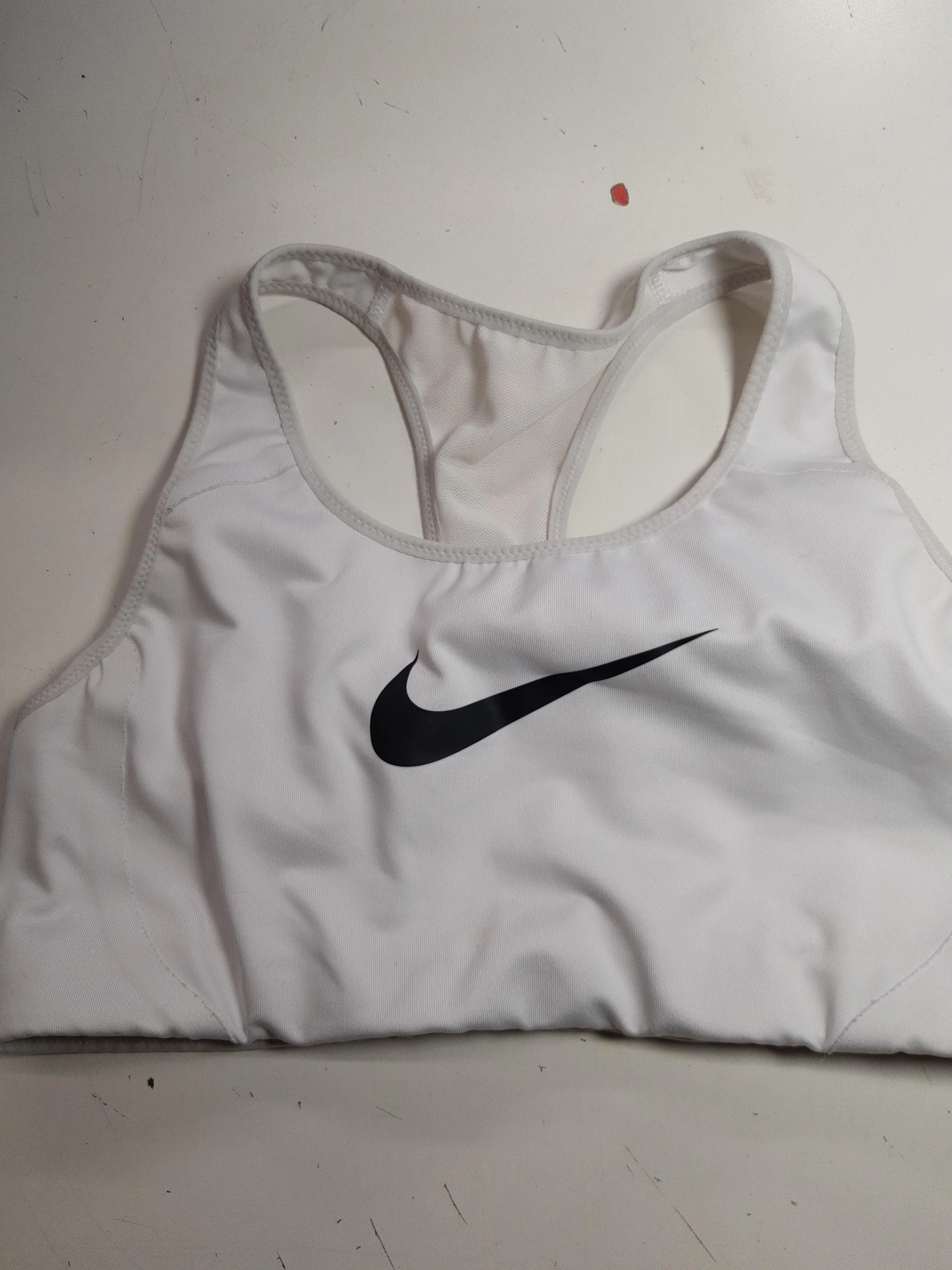 Nike Women's T-Shirt M White Polyester with Elastane Sleeveless Basic - Image 5
