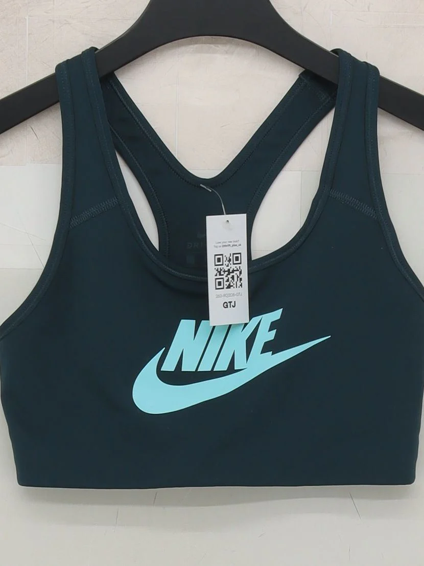 Nike Women's T-Shirt S Green Graphic Polyester with Elastane Sleeveless Basic - Image 3