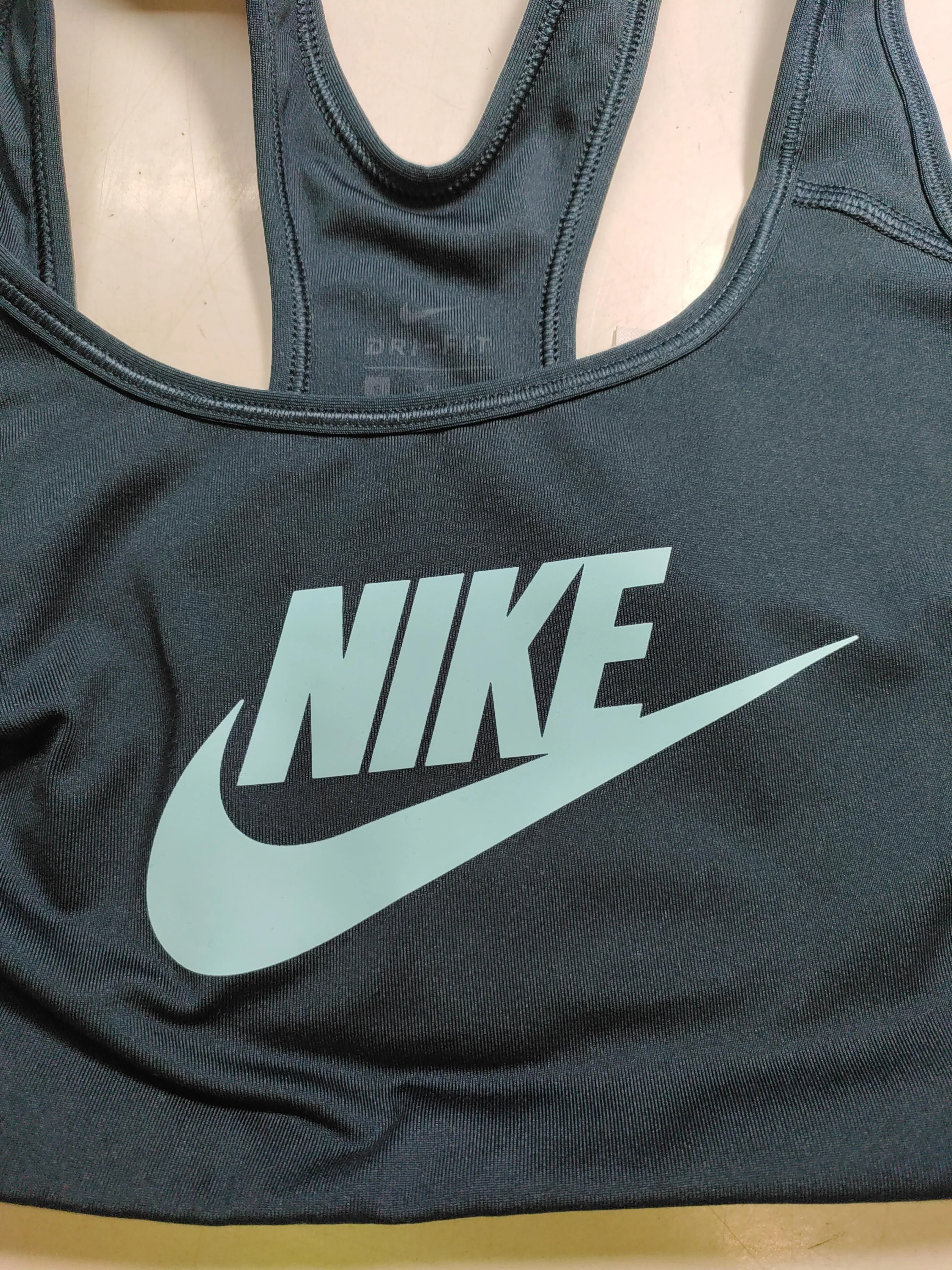 Nike Women's T-Shirt S Green Graphic Polyester with Elastane Sleeveless Basic - Image 5