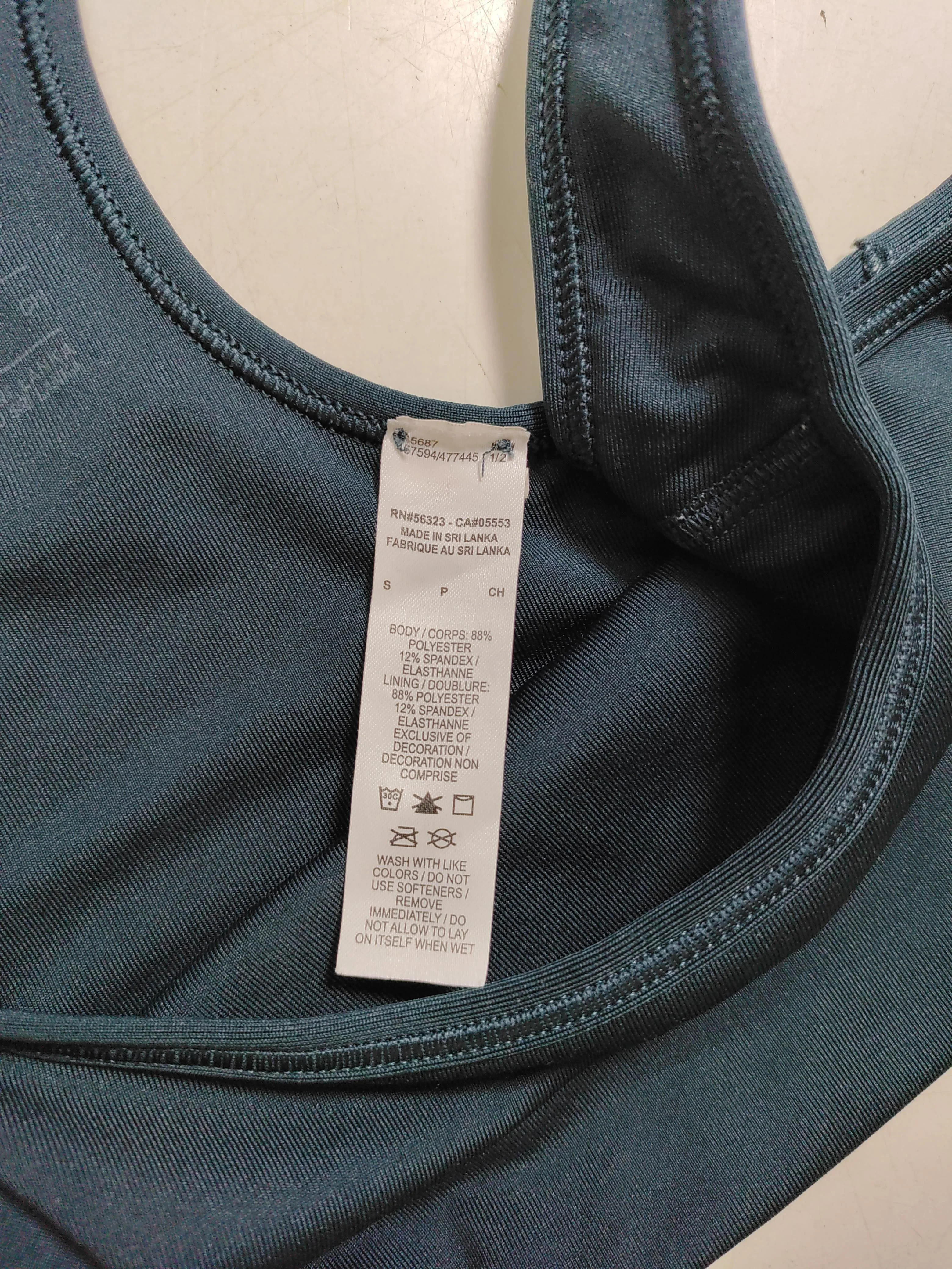 Nike Women's T-Shirt S Green Graphic Polyester with Elastane Sleeveless Basic - Image 6