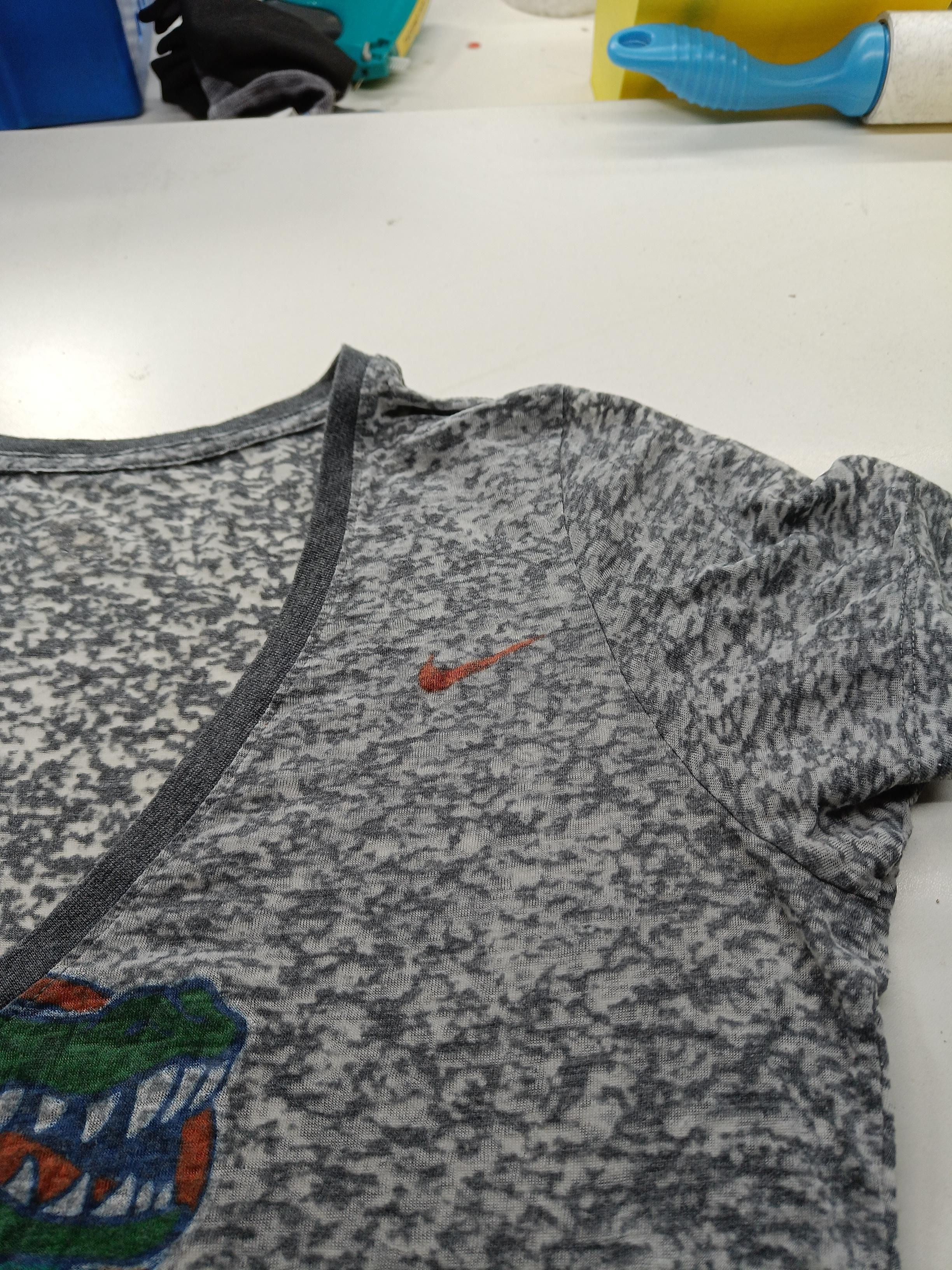 Nike Women's T-Shirt S Grey Cotton with Polyester Basic - Image 6