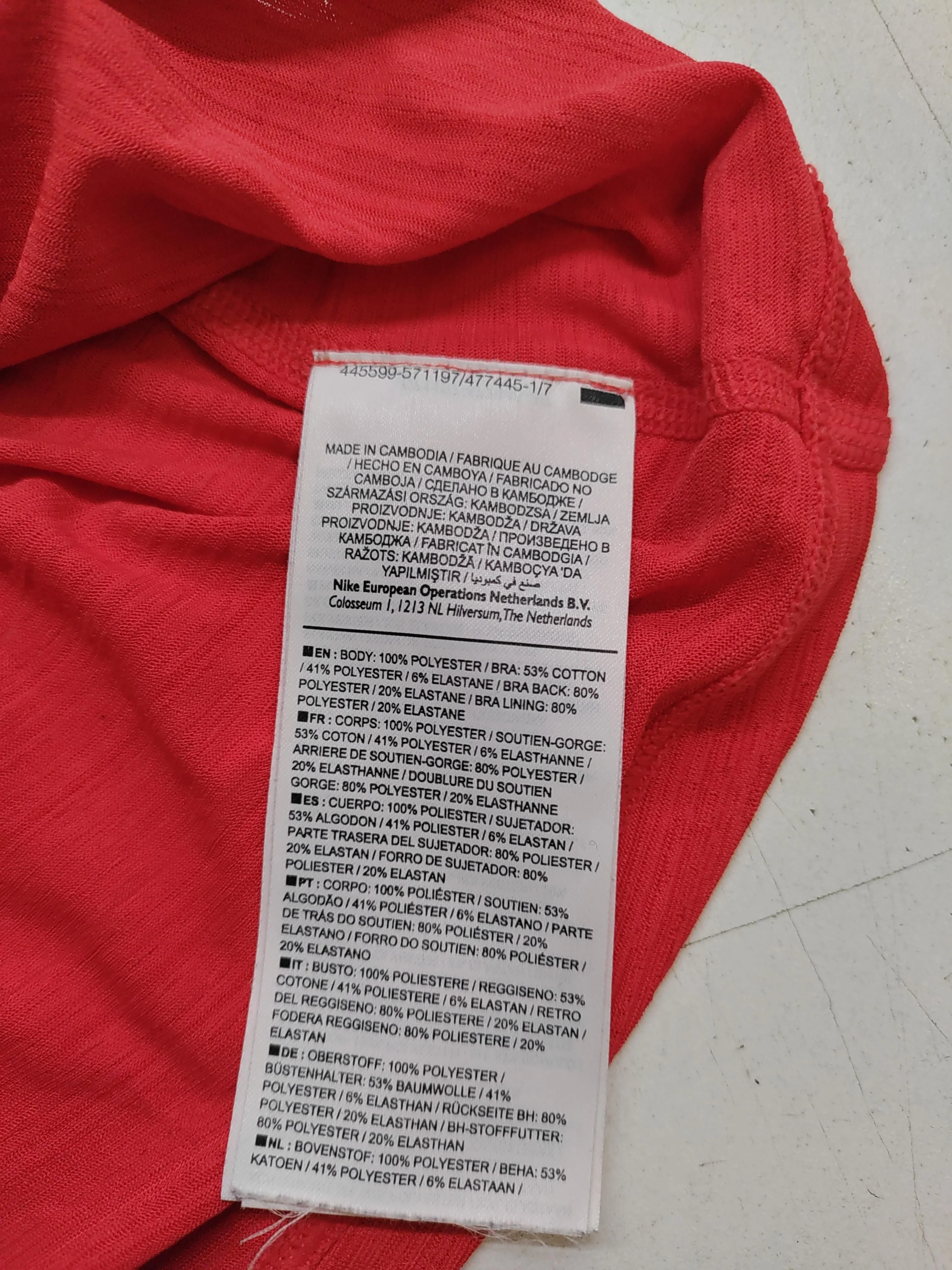 Nike Women's T-Shirt S Red 100% Polyester Sleeveless Basic - Image 7