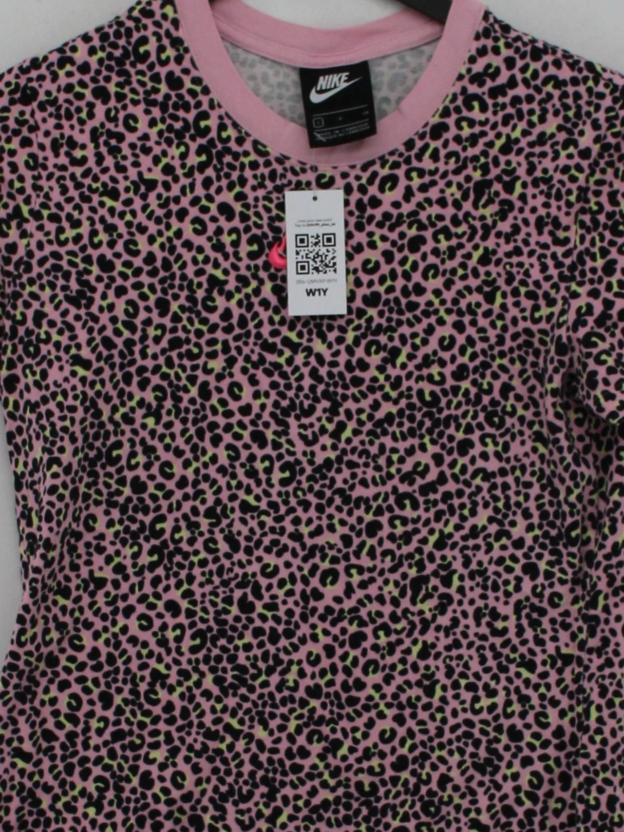 Nike Women's T-Shirt UK 8 Pink 100% Cotton Basic - Image 3