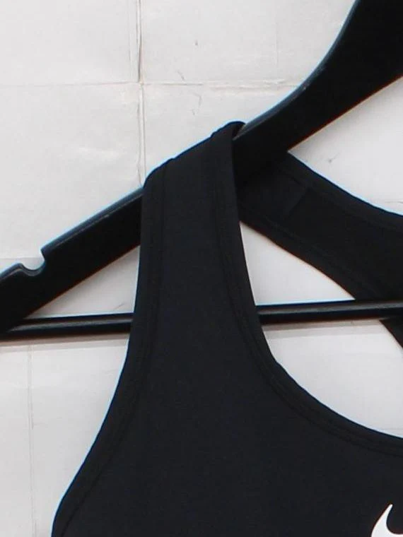 Nike Women's T-Shirt XXL Black Polyester with Elastane Sleeveless Basic - Image 4