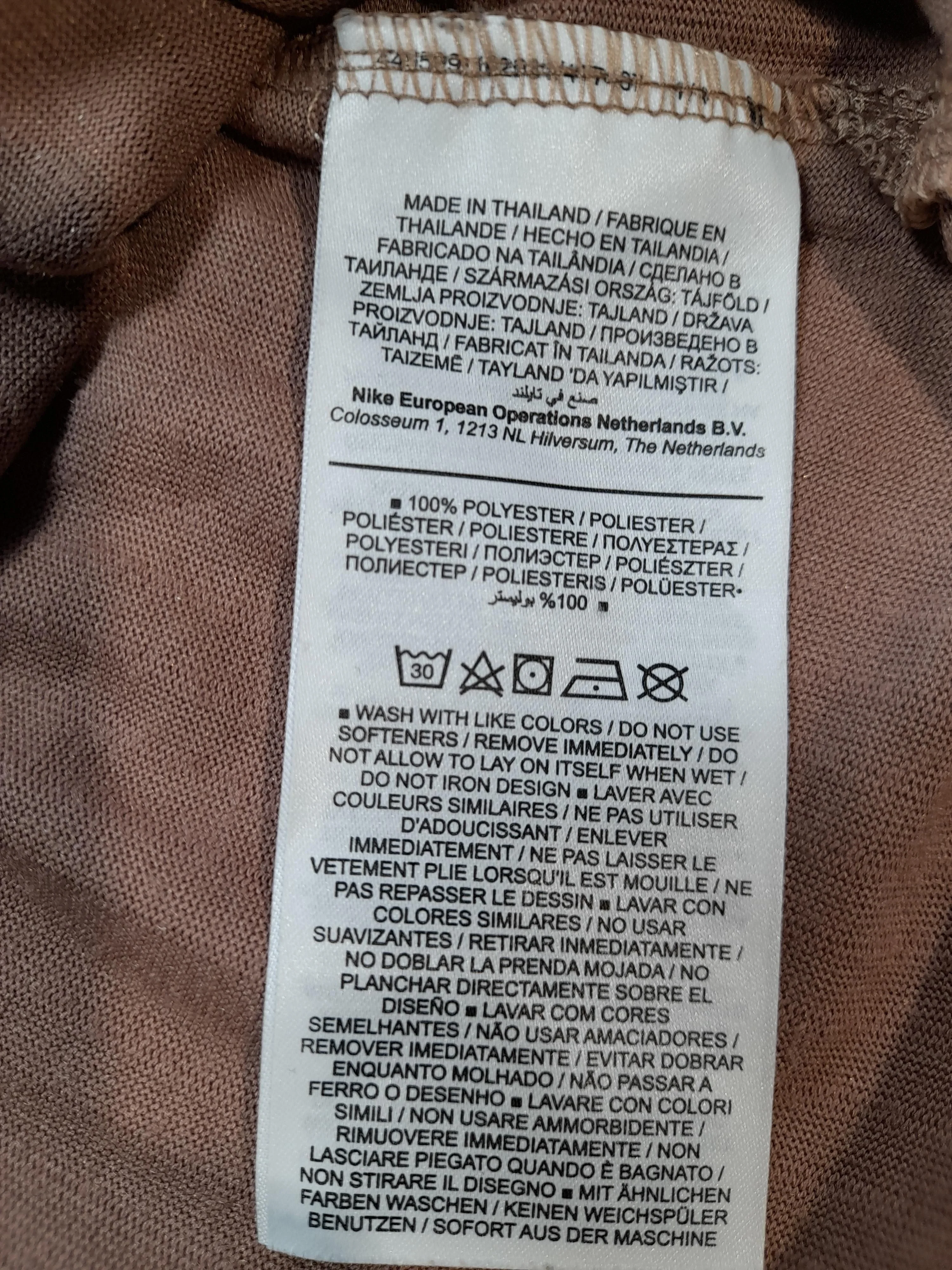 Nike Women's Top L Tan 100% Polyester Sleeveless V-Neck Basic - Image 6