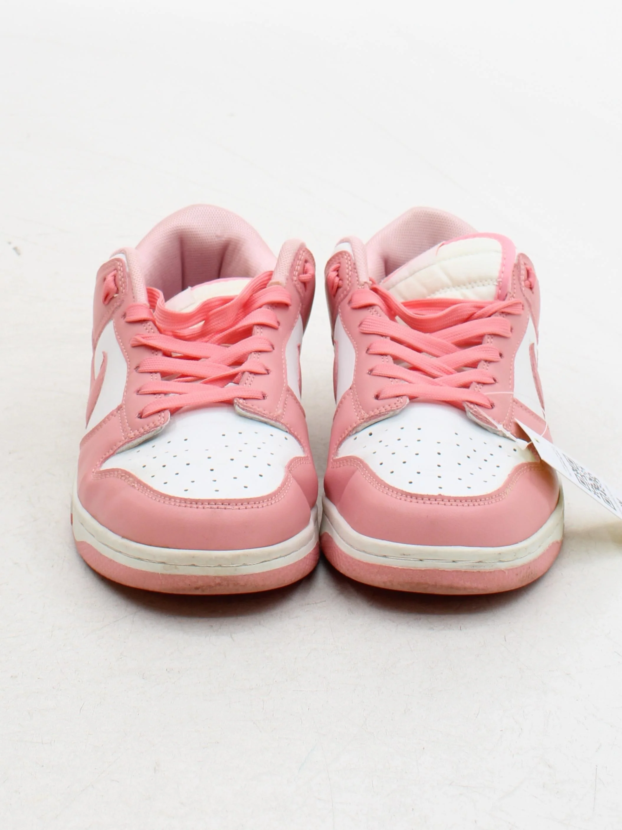 Nike Women's Trainers 621078-006 UK8.5 EU43 US9.5 in Pink - Image 2