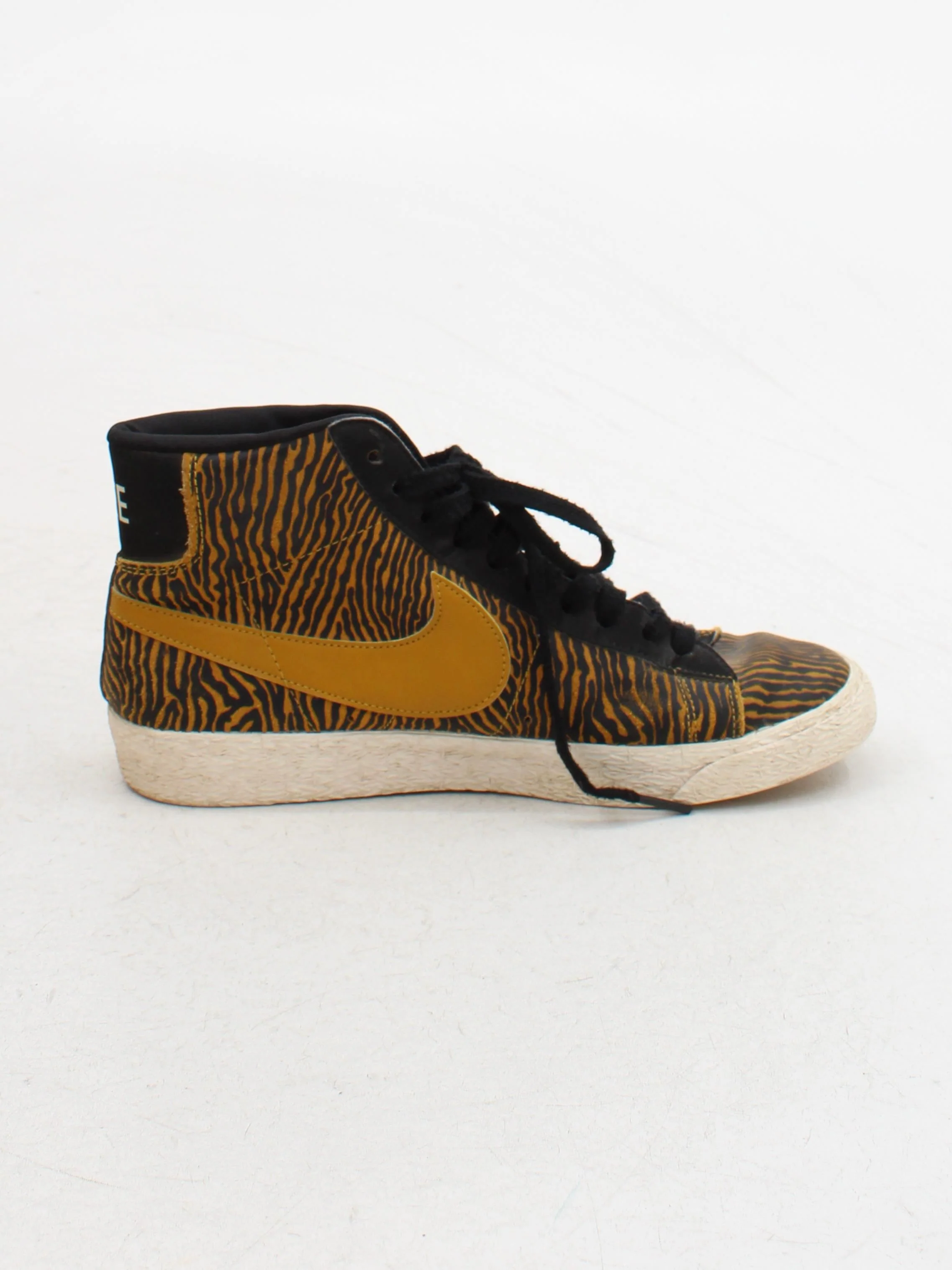 Nike Women's Trainers EU38.5 in Black - Image 5