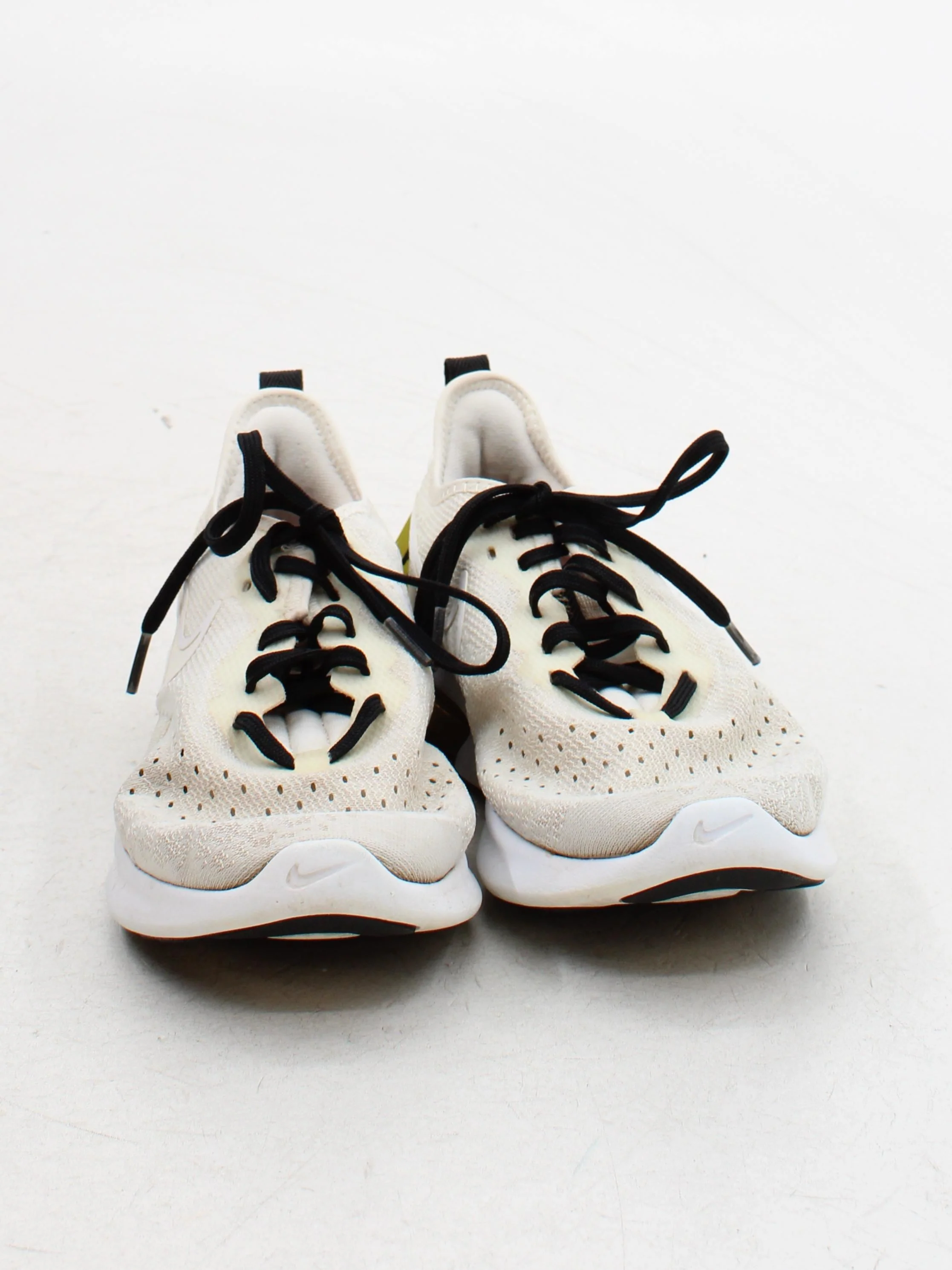 Nike Women's Trainers EU38.5 in Cream - Image 2