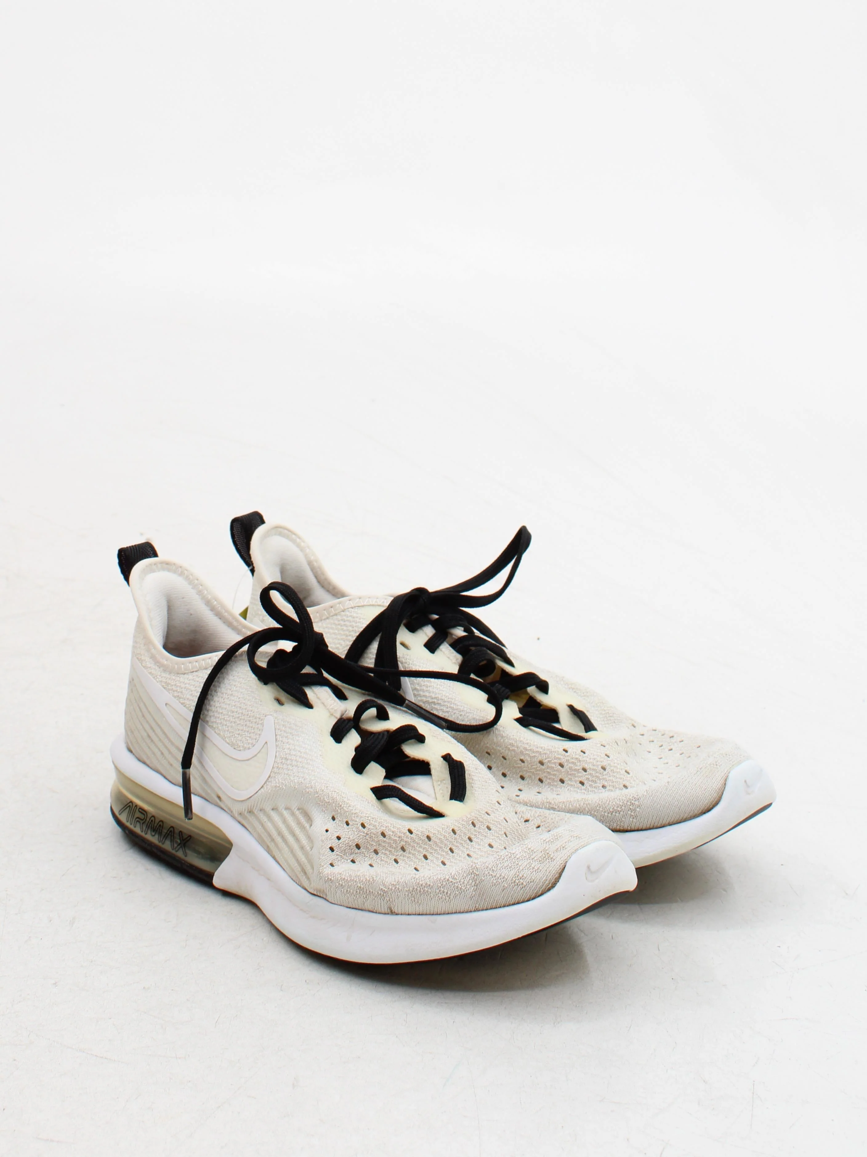 Nike Women's Trainers EU38.5 in Cream - Image 4