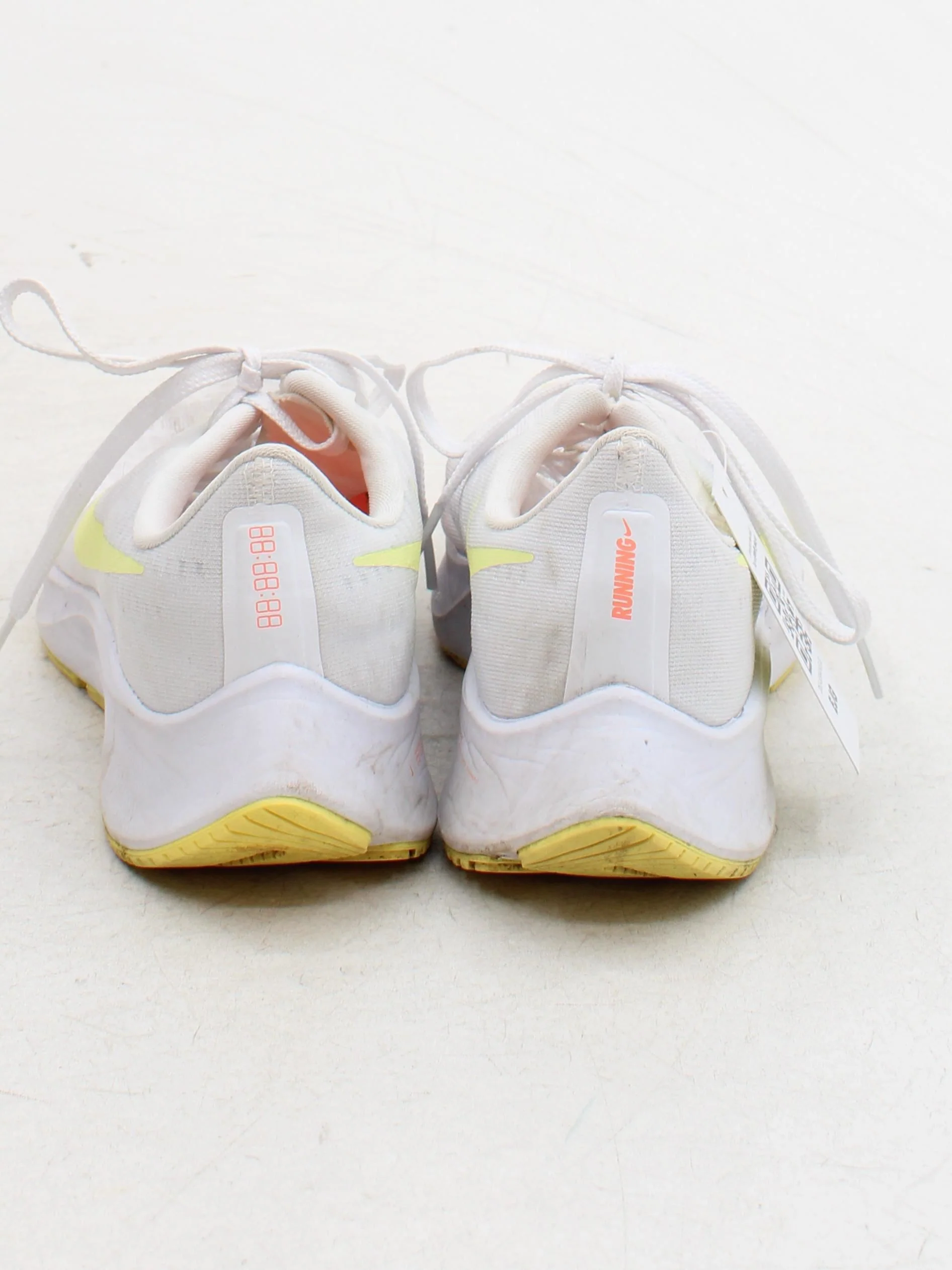 Nike Women's Trainers EU39 in White - Image 3