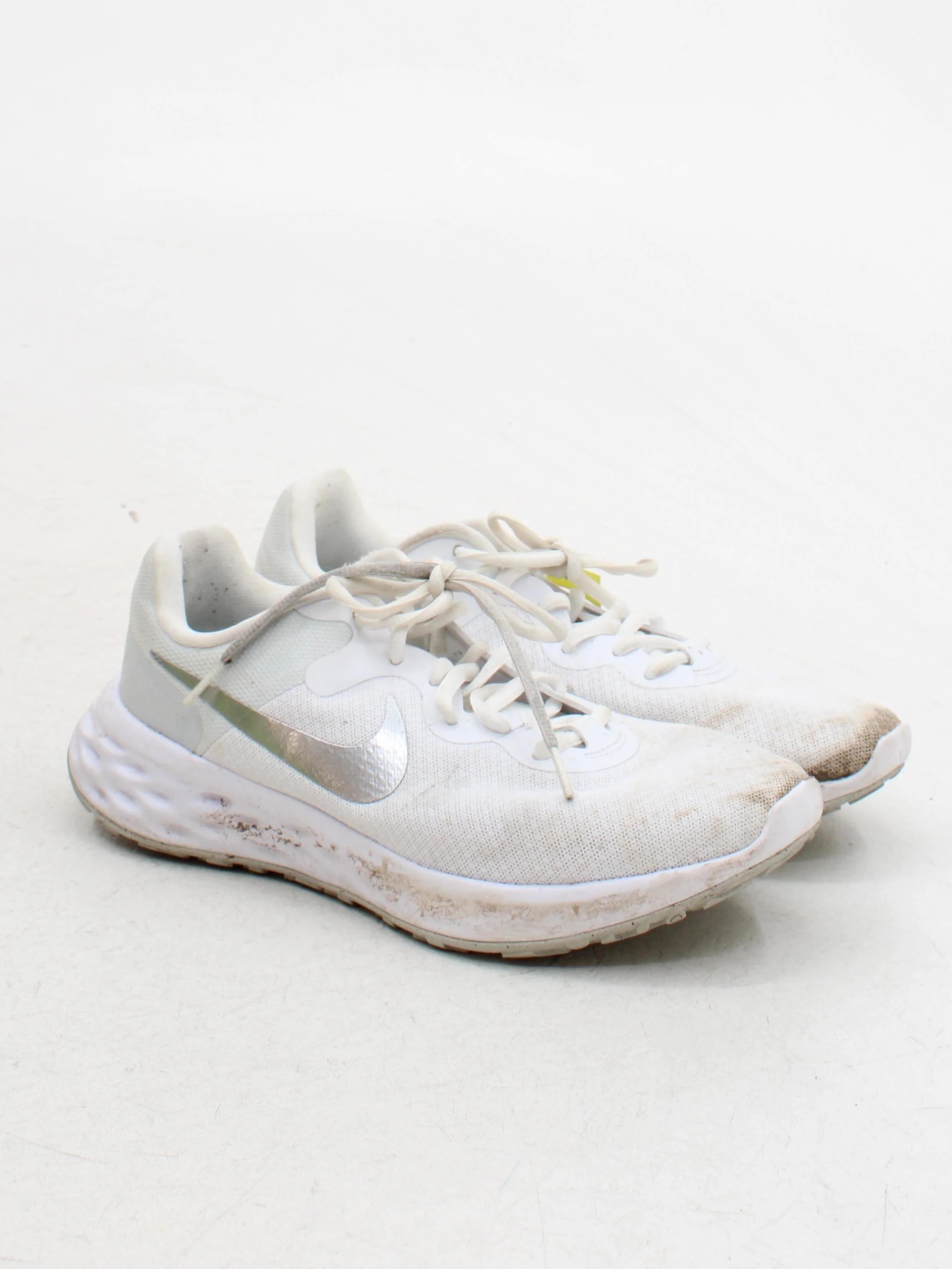 Nike Women's Trainers EU40 in White - Image 4