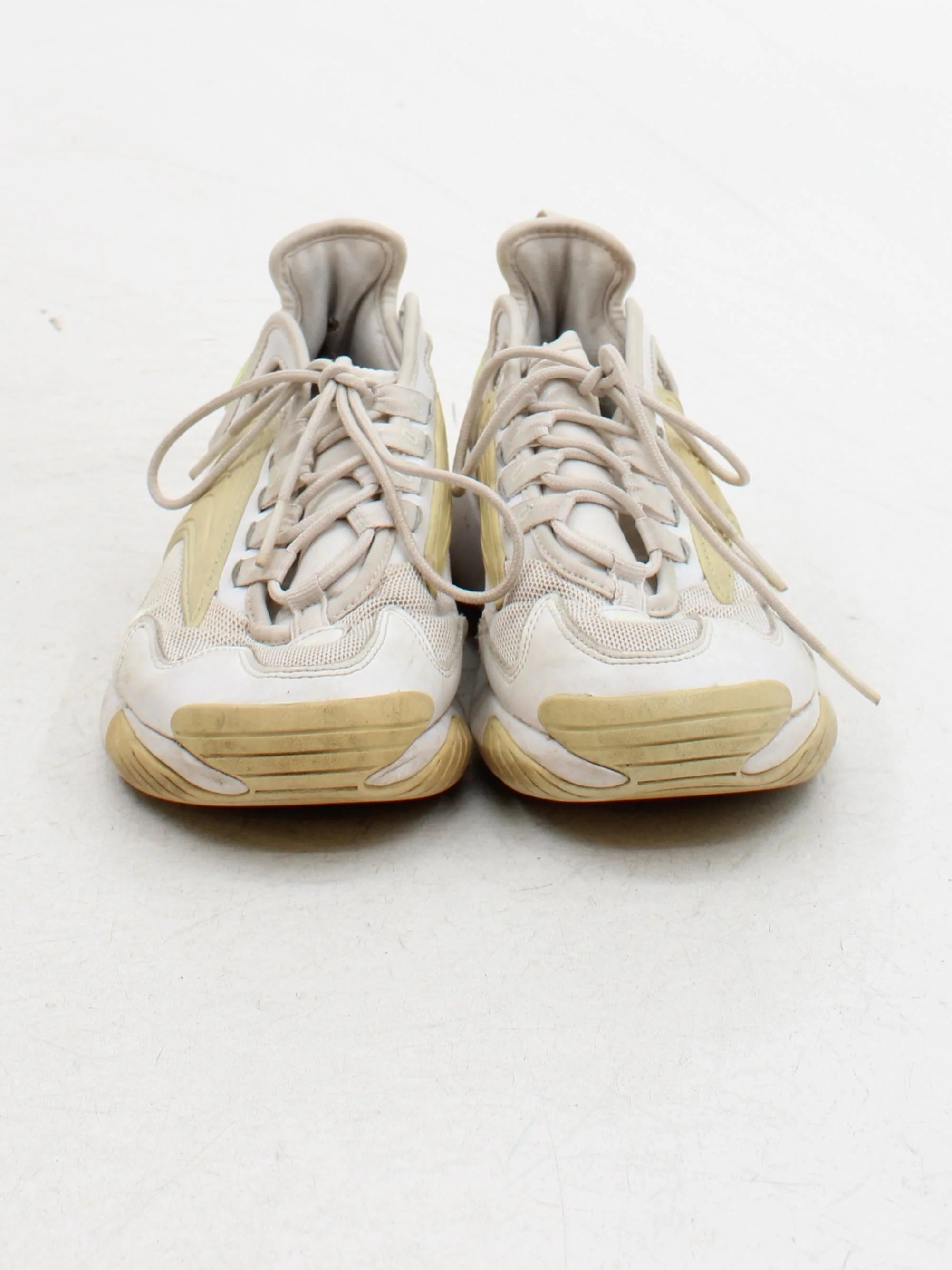 Nike Women's Trainers UK3 in White - Image 2