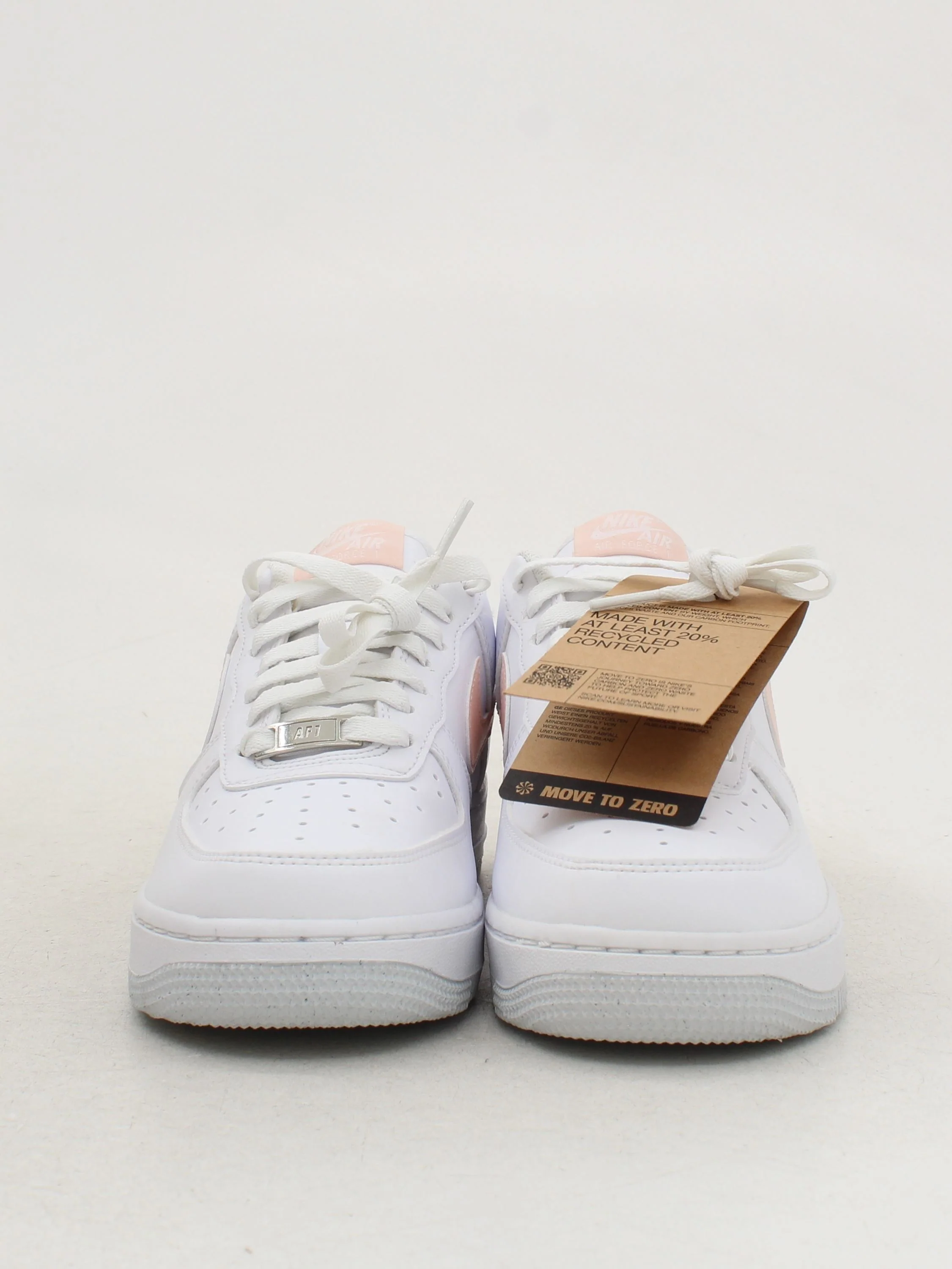 Nike Women's Trainers UK4.5 in White RRP £109.5 - Image 2