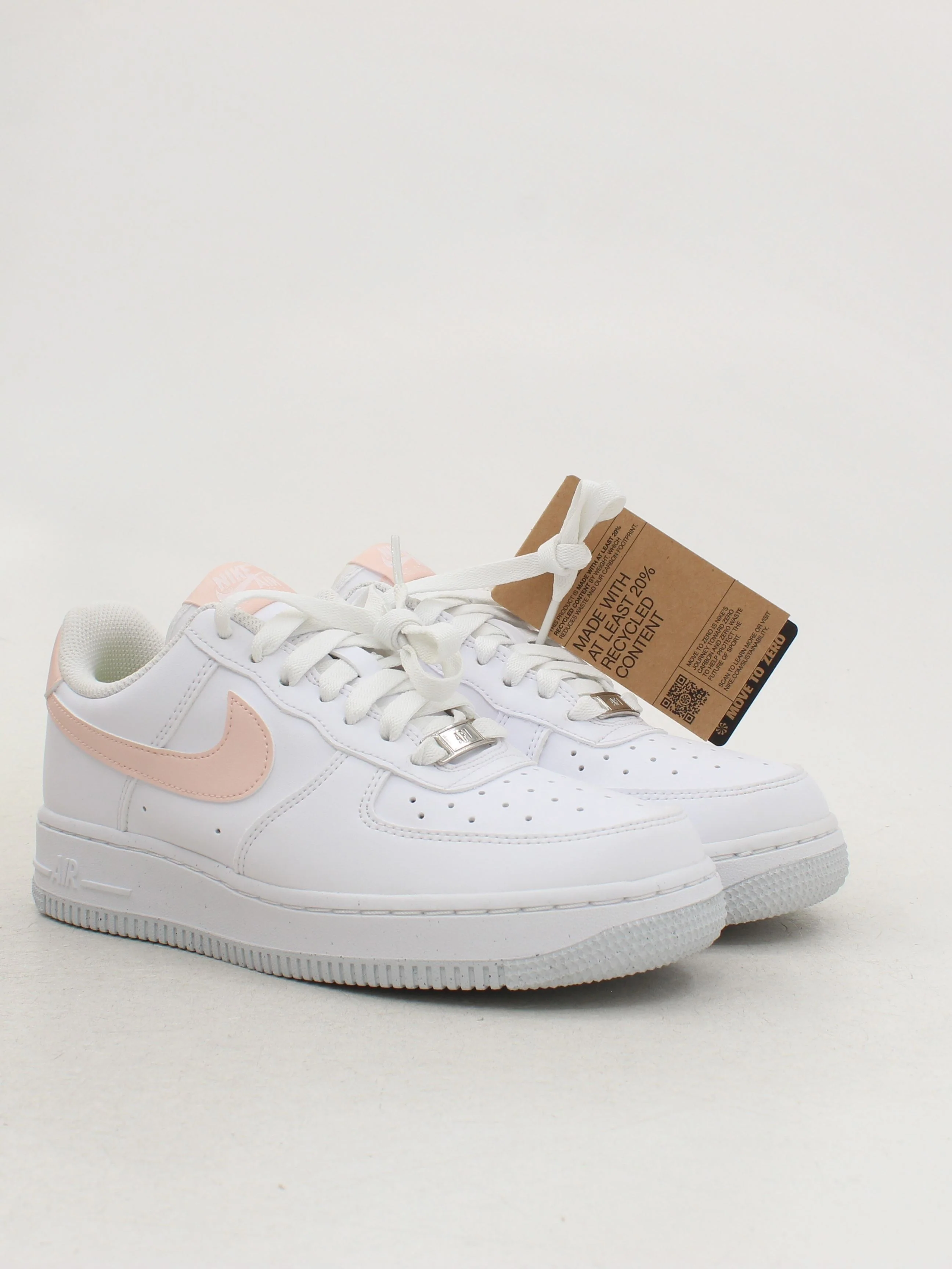 Nike Women's Trainers UK4.5 in White RRP £109.5 - Image 4