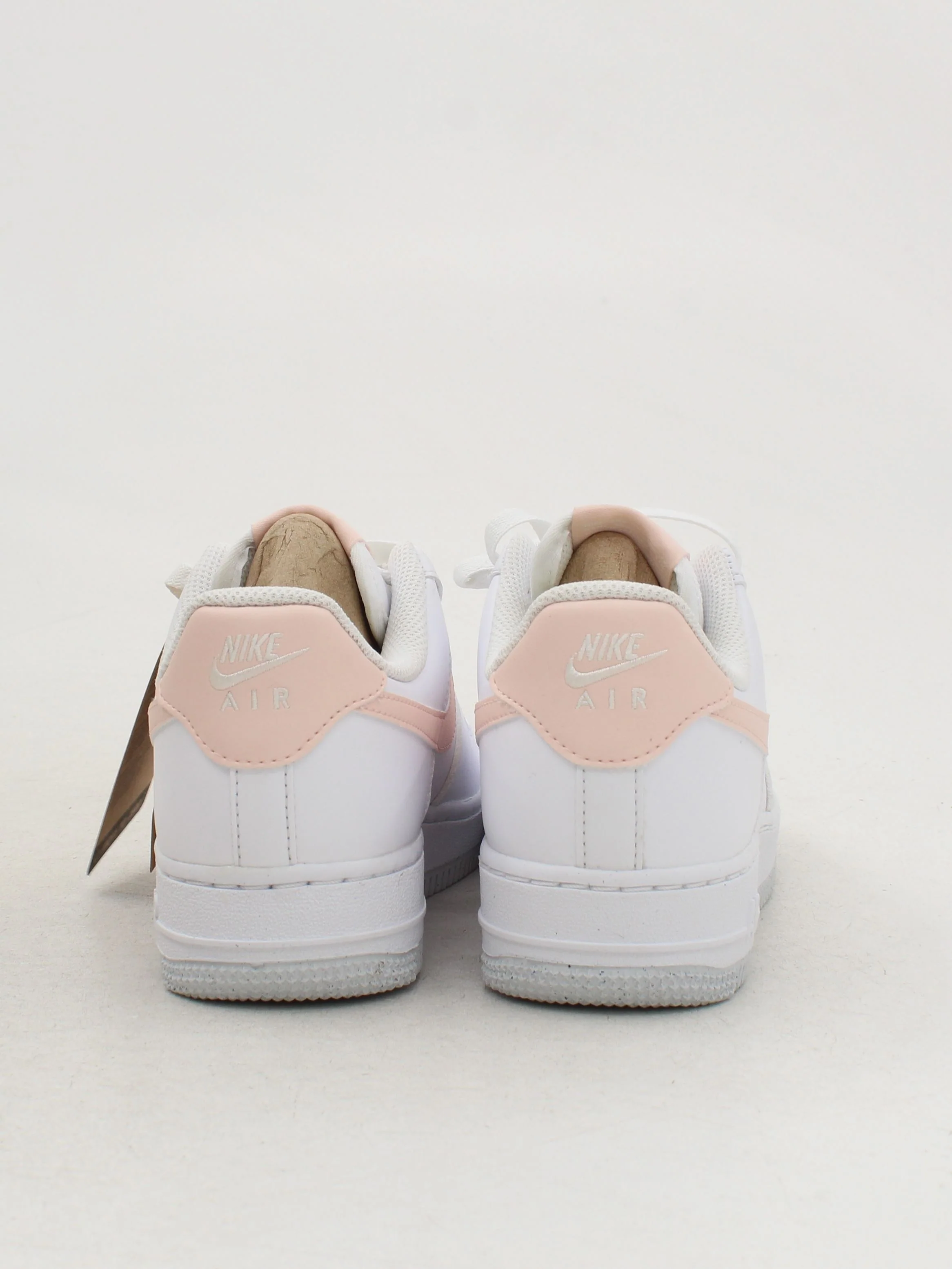 Nike Women's Trainers UK4.5 in White RRP £109.5 - Image 3