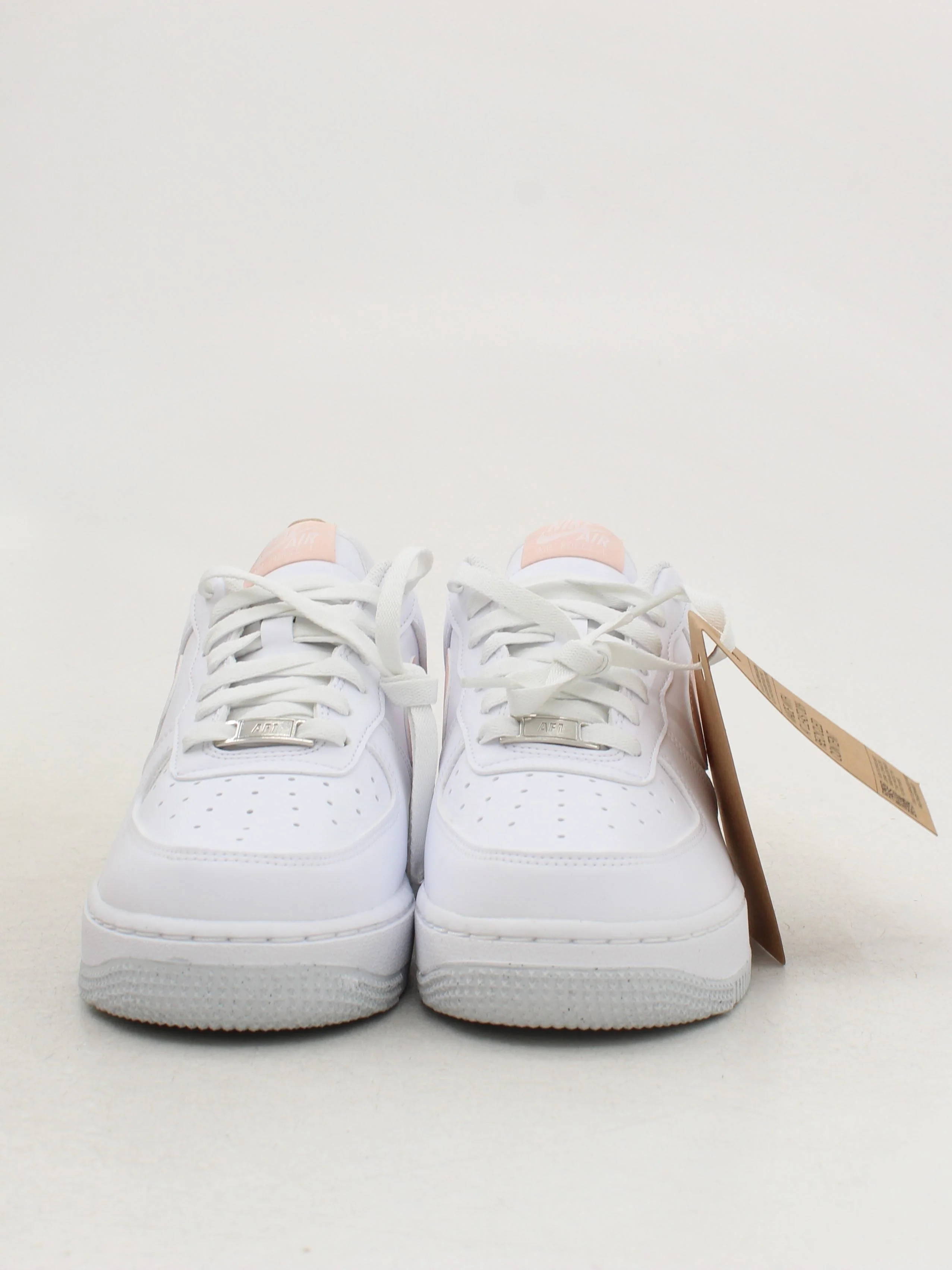 Nike Women's Trainers UK5.5 in White RRP £109.5 - Image 2