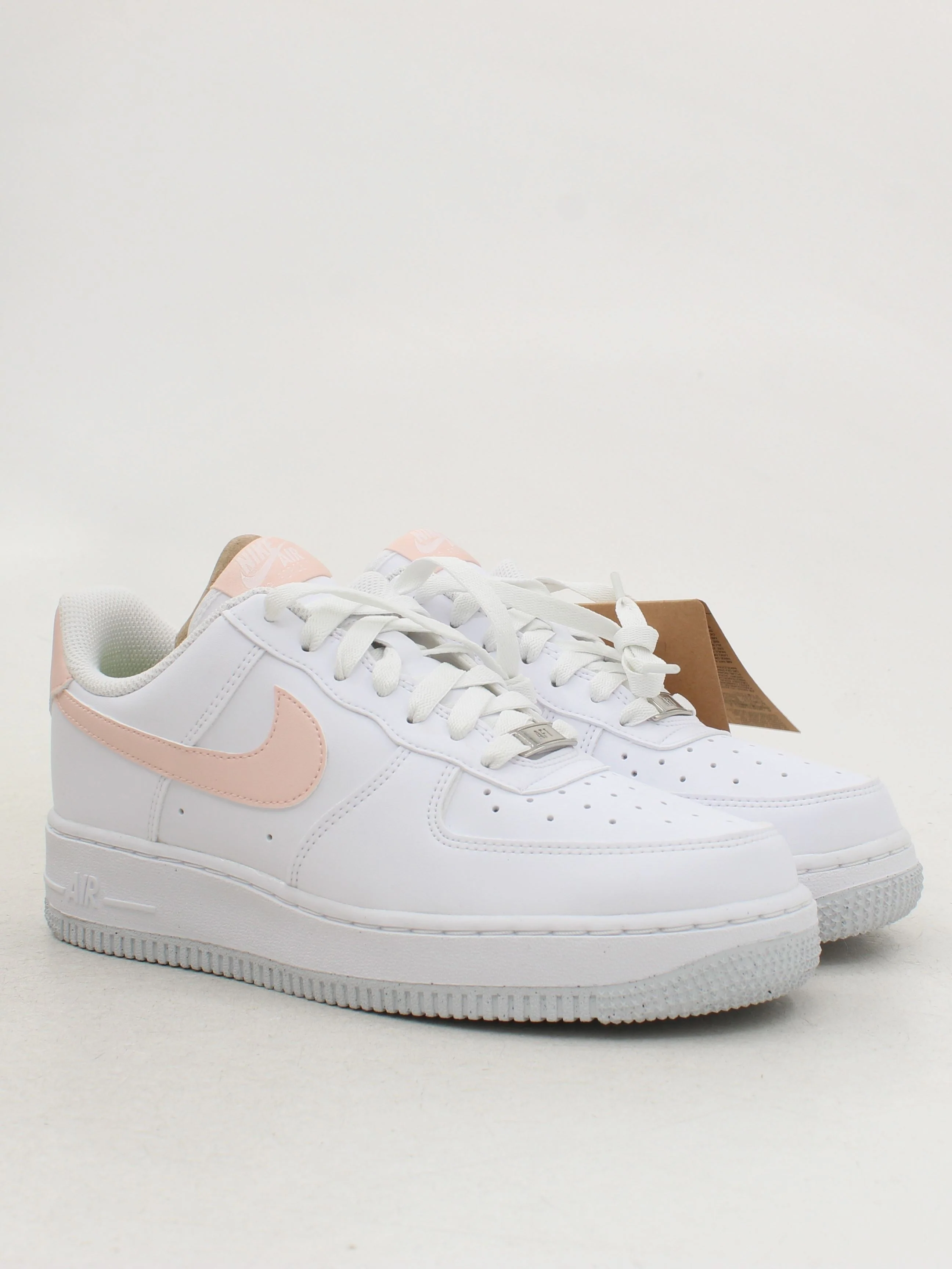 Nike Women's Trainers UK5.5 in White RRP £109.5 - Image 4