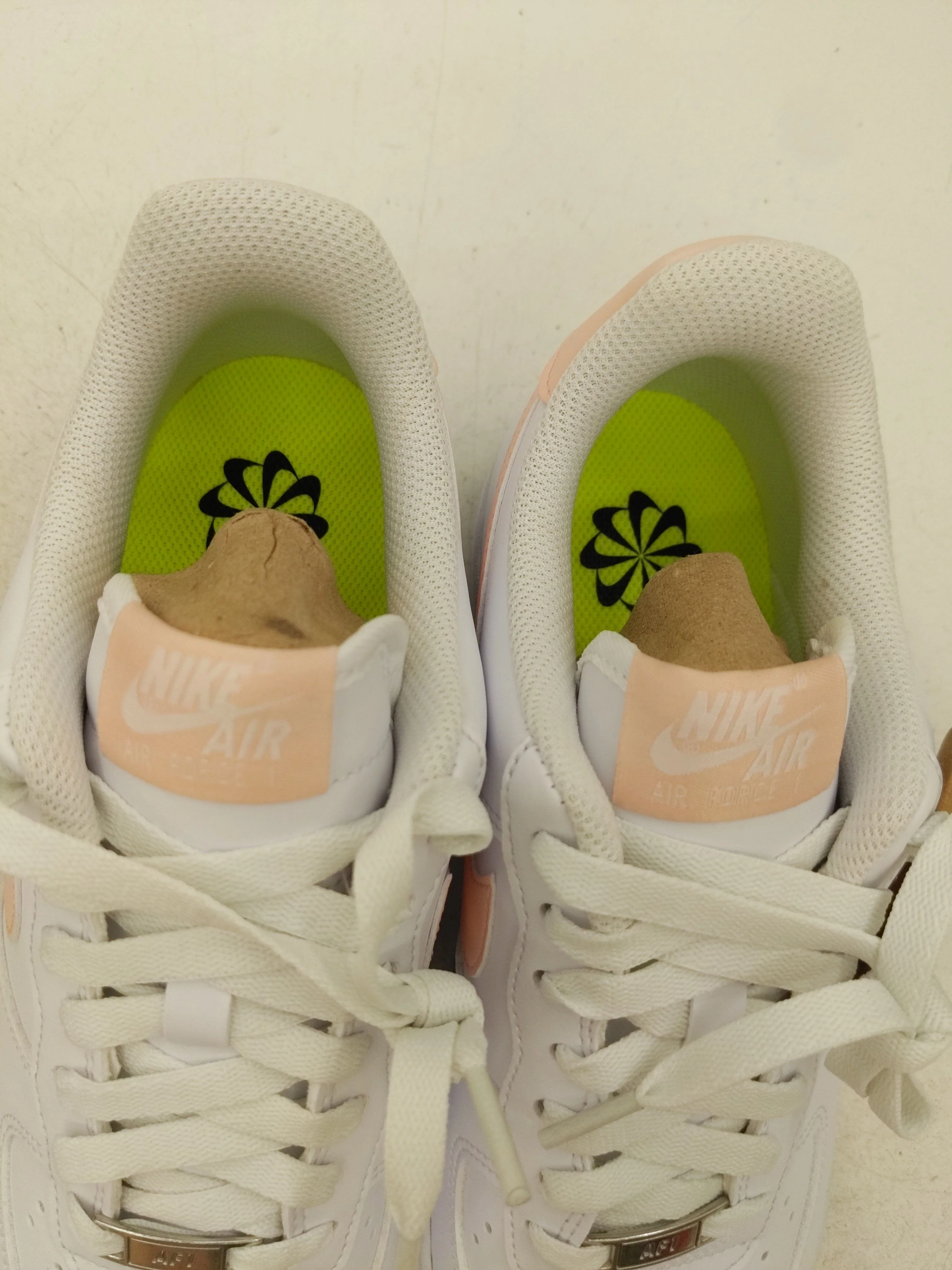 Nike Women's Trainers UK5.5 in White RRP £109.5 - Image 6