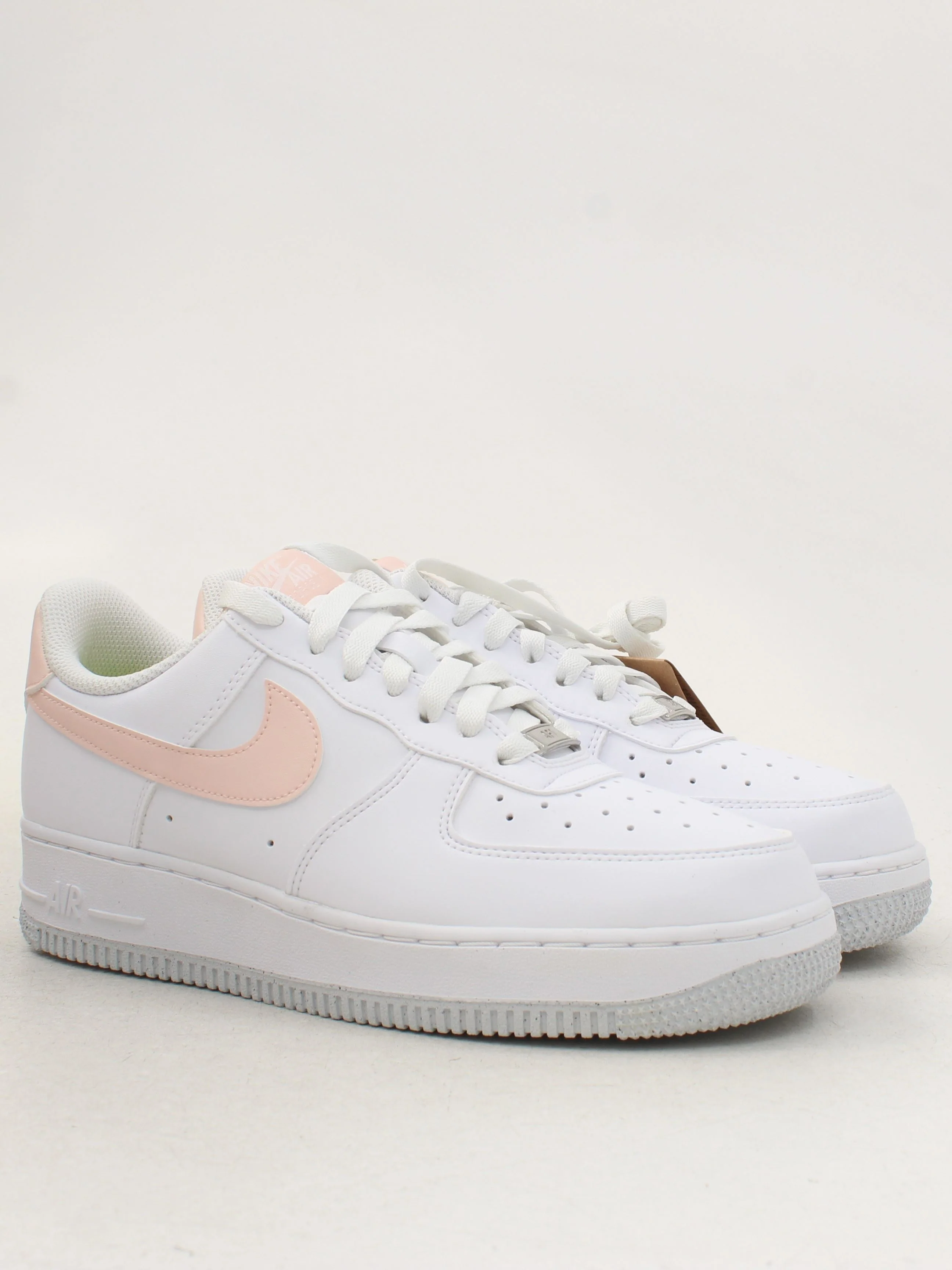 Nike Women's Trainers UK6 in White RRP £109.5 - Image 4