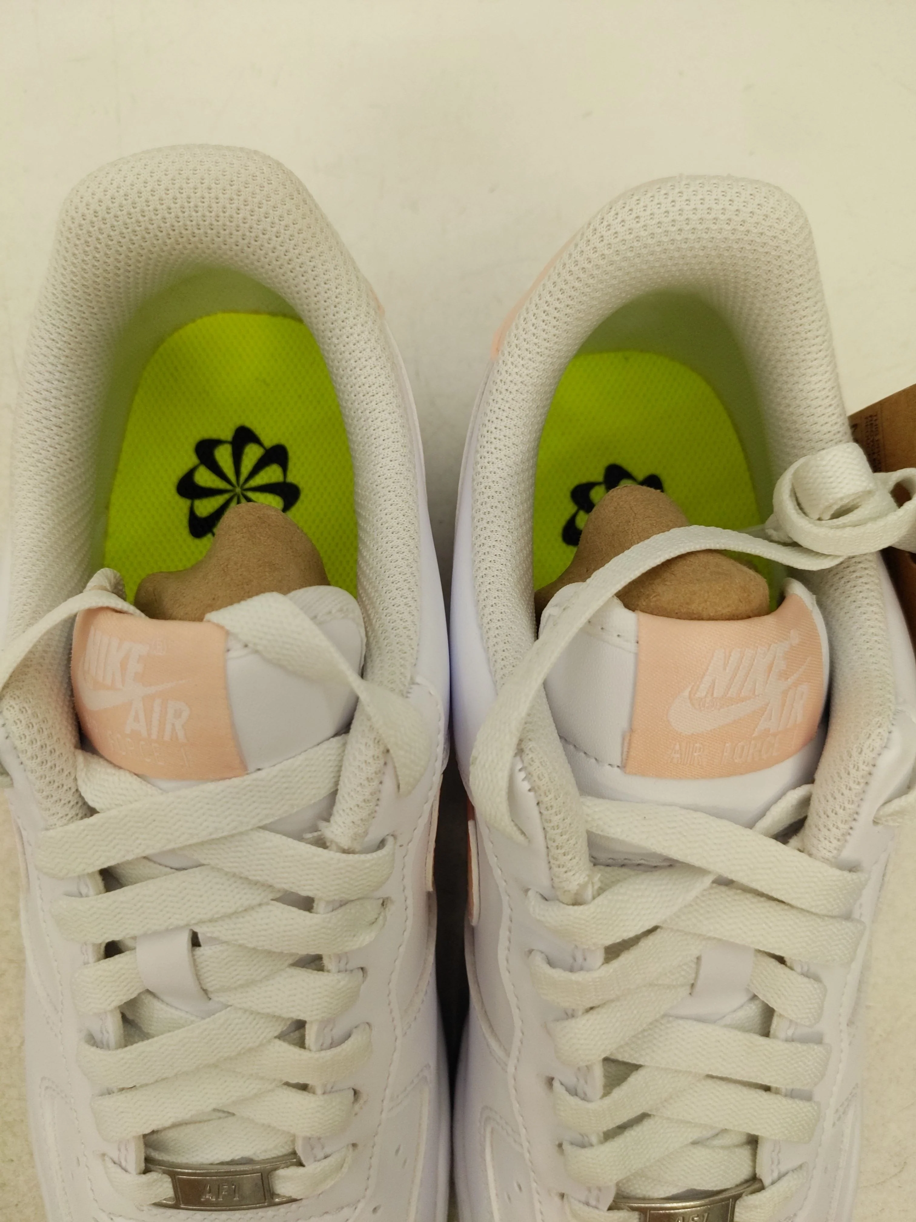 Nike Women's Trainers UK6 in White RRP £109.5 - Image 6