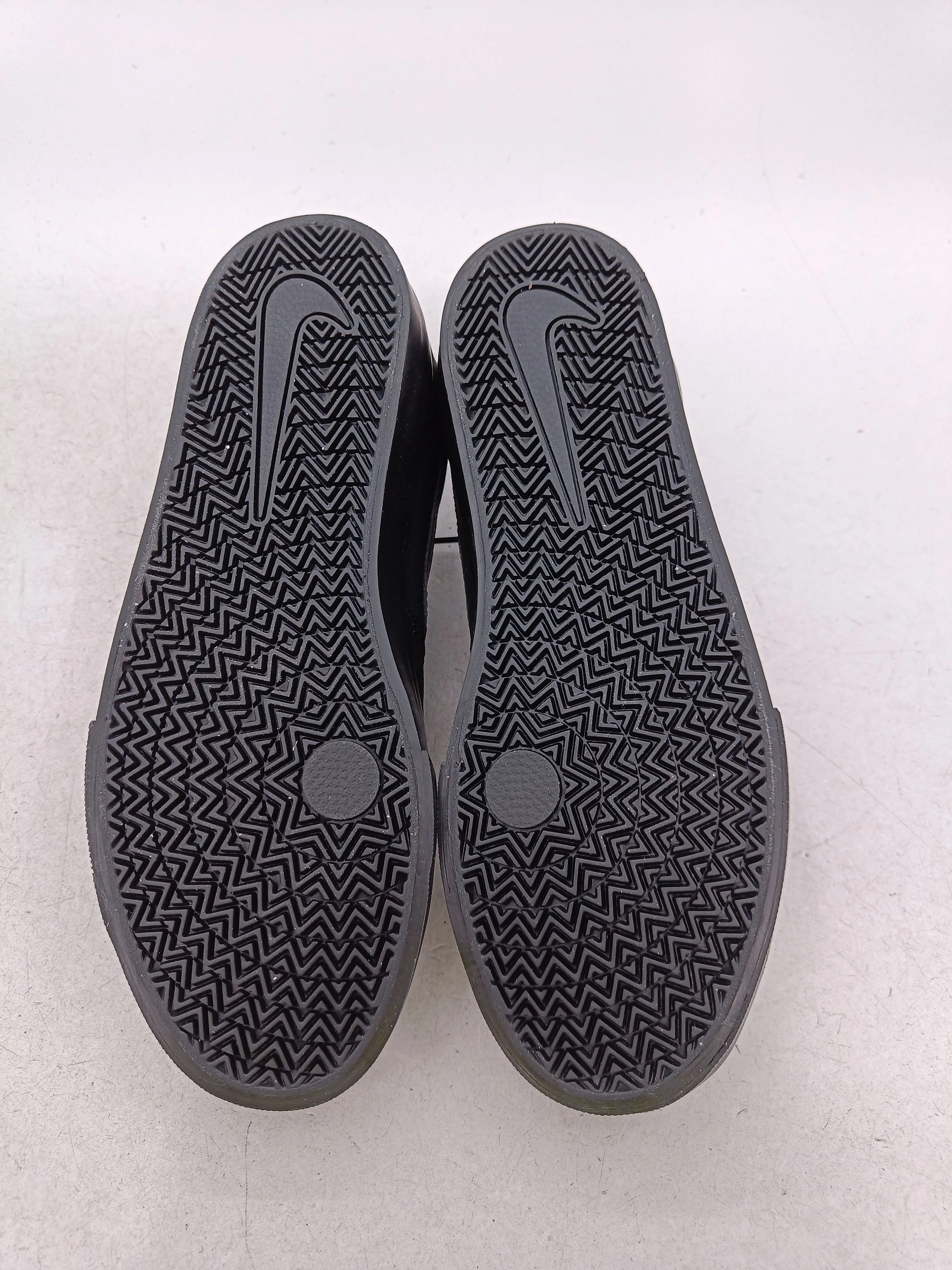 Nike Women's Trainers UK7.5 in Black RRP £50 - Image 7