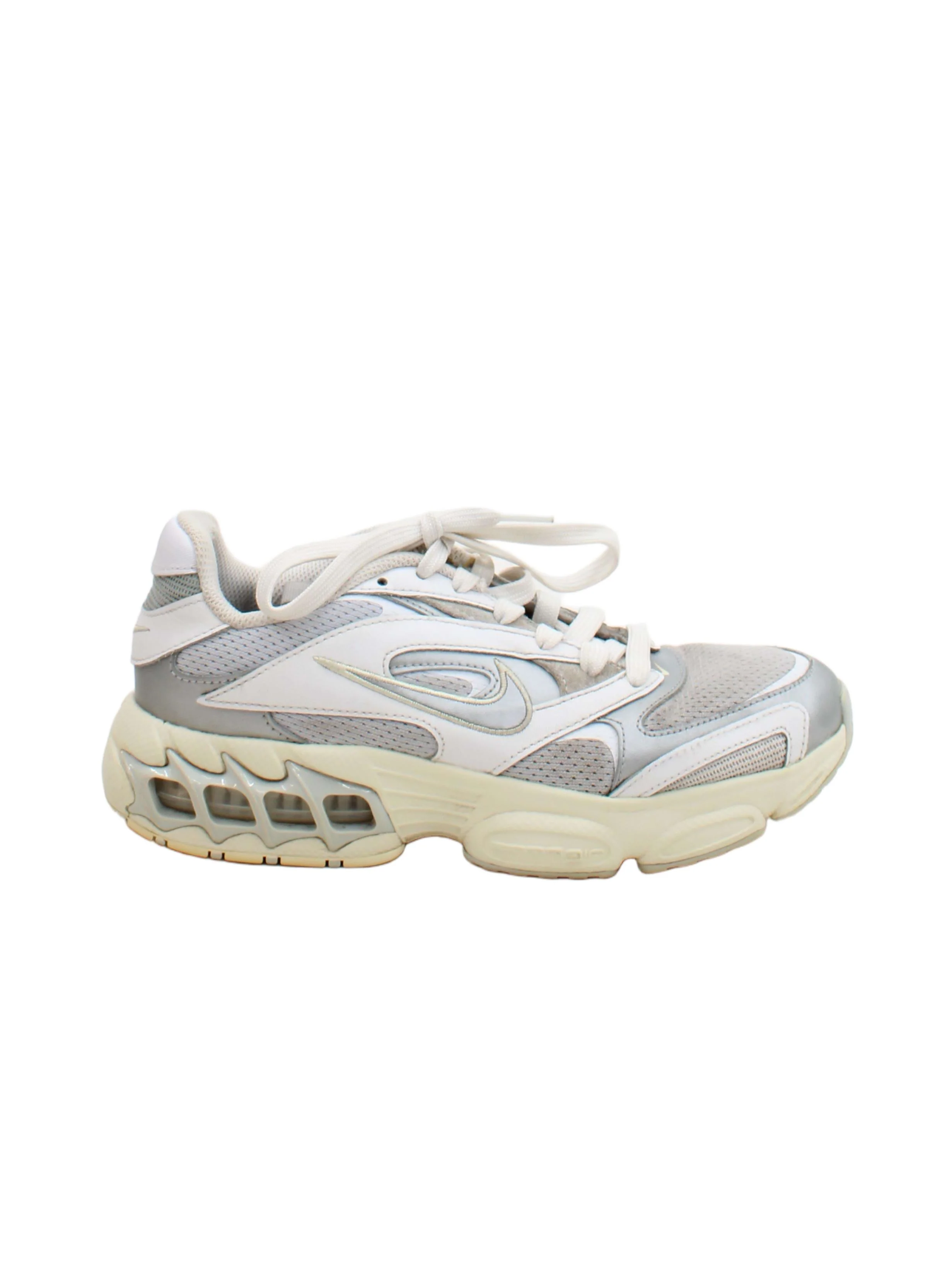 Nike Zoom Vomero Women's Trainers FD0882-001 EU37.5 in White