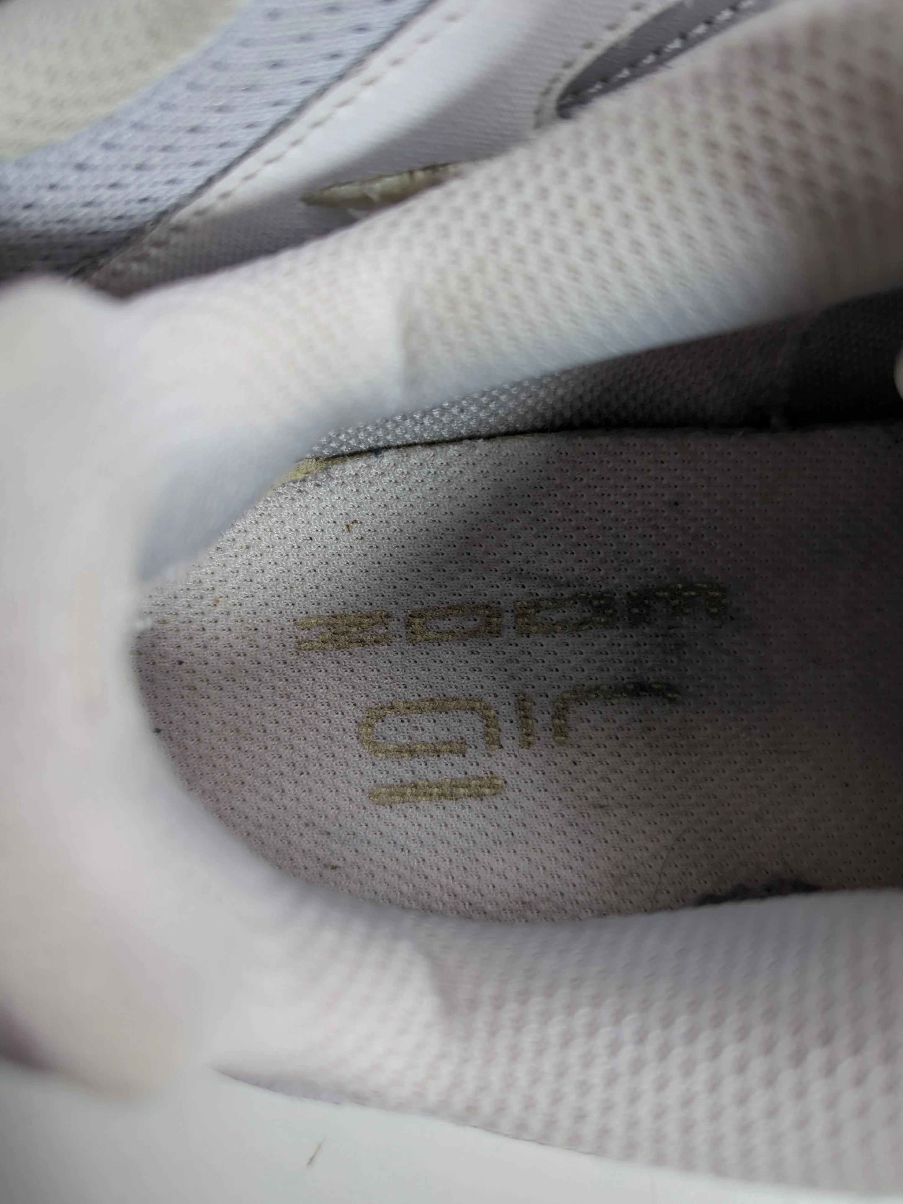 Nike Zoom Vomero Women's Trainers FD0882-001 EU37.5 in White - Image 10