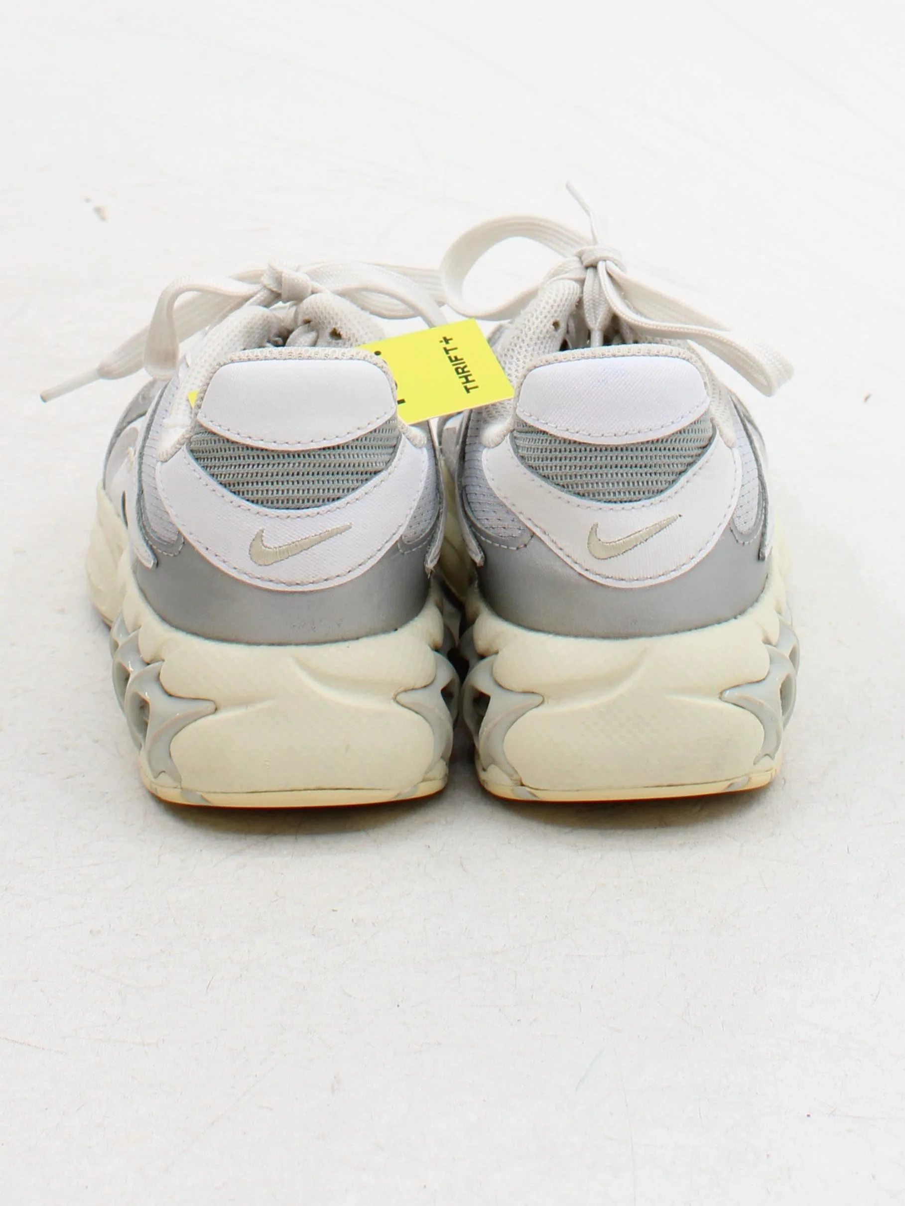 Nike Zoom Vomero Women's Trainers FD0882-001 EU37.5 in White - Image 3