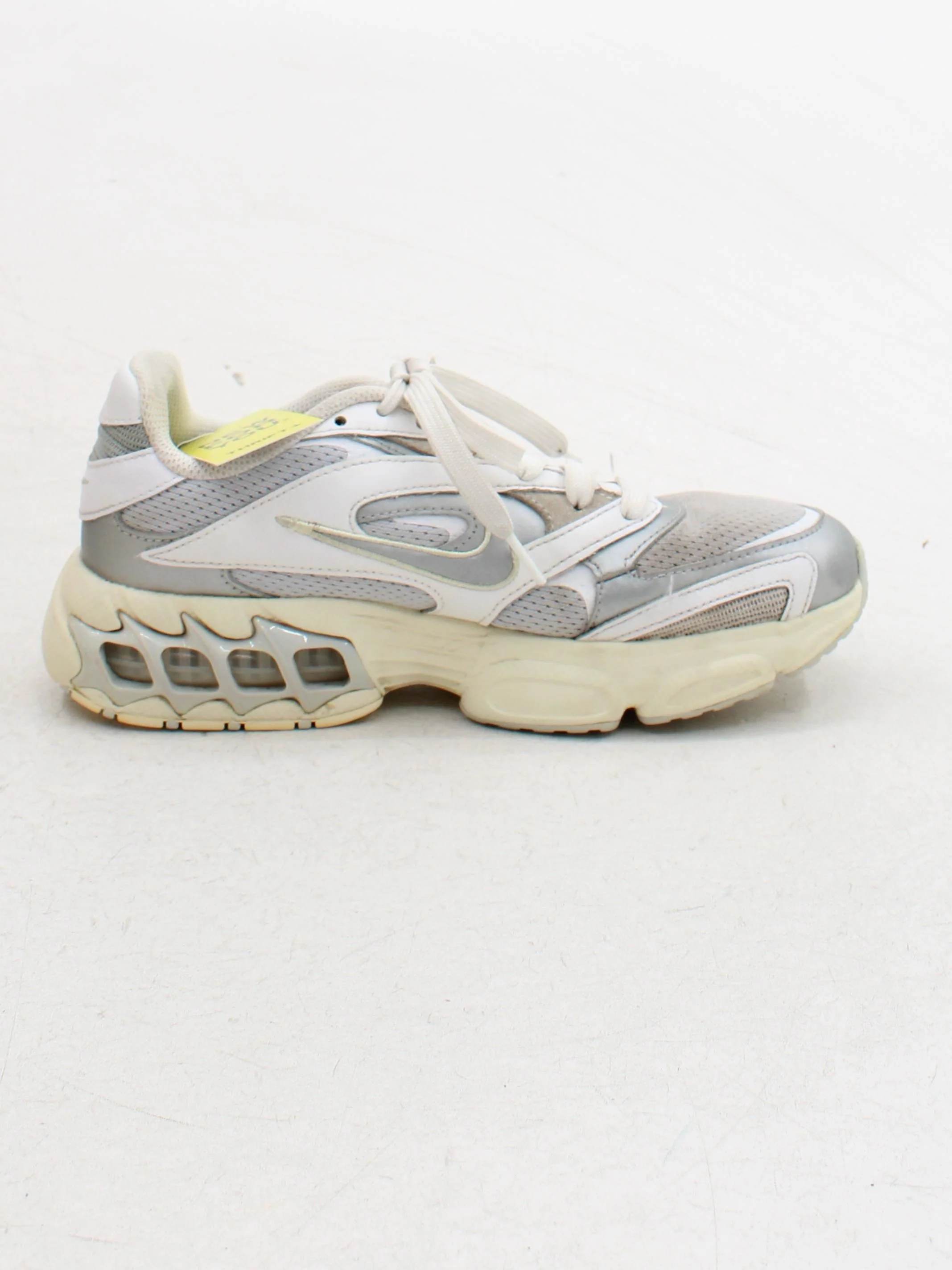 Nike Zoom Vomero Women's Trainers FD0882-001 EU37.5 in White - Image 5