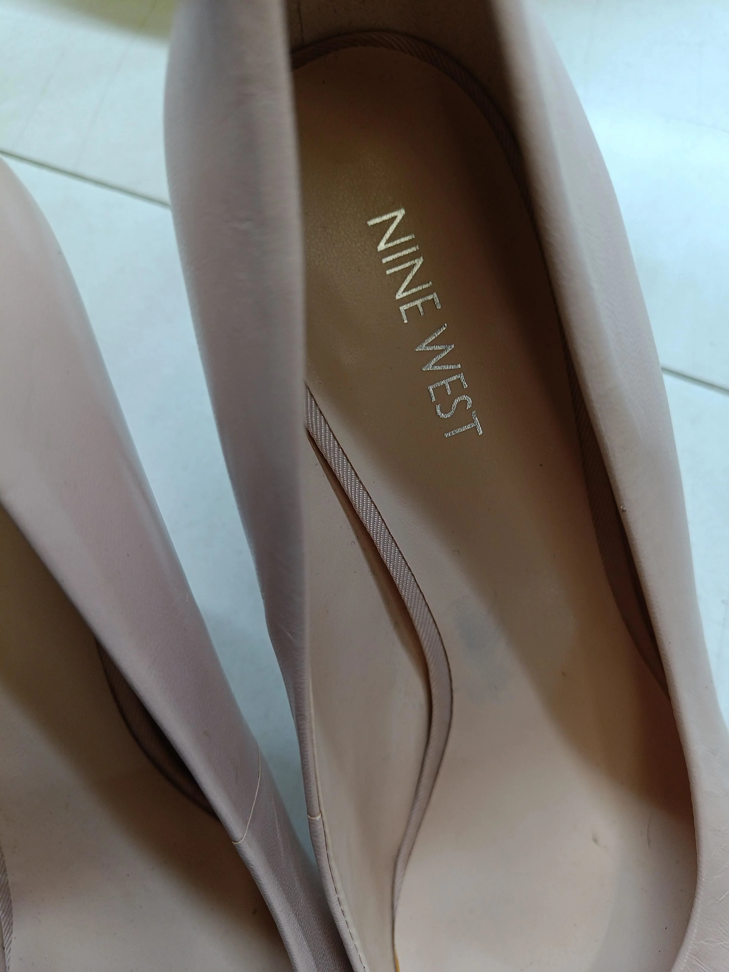 Nine West Women's Heels UK 10 Cream 100% Leather Court - Image 9