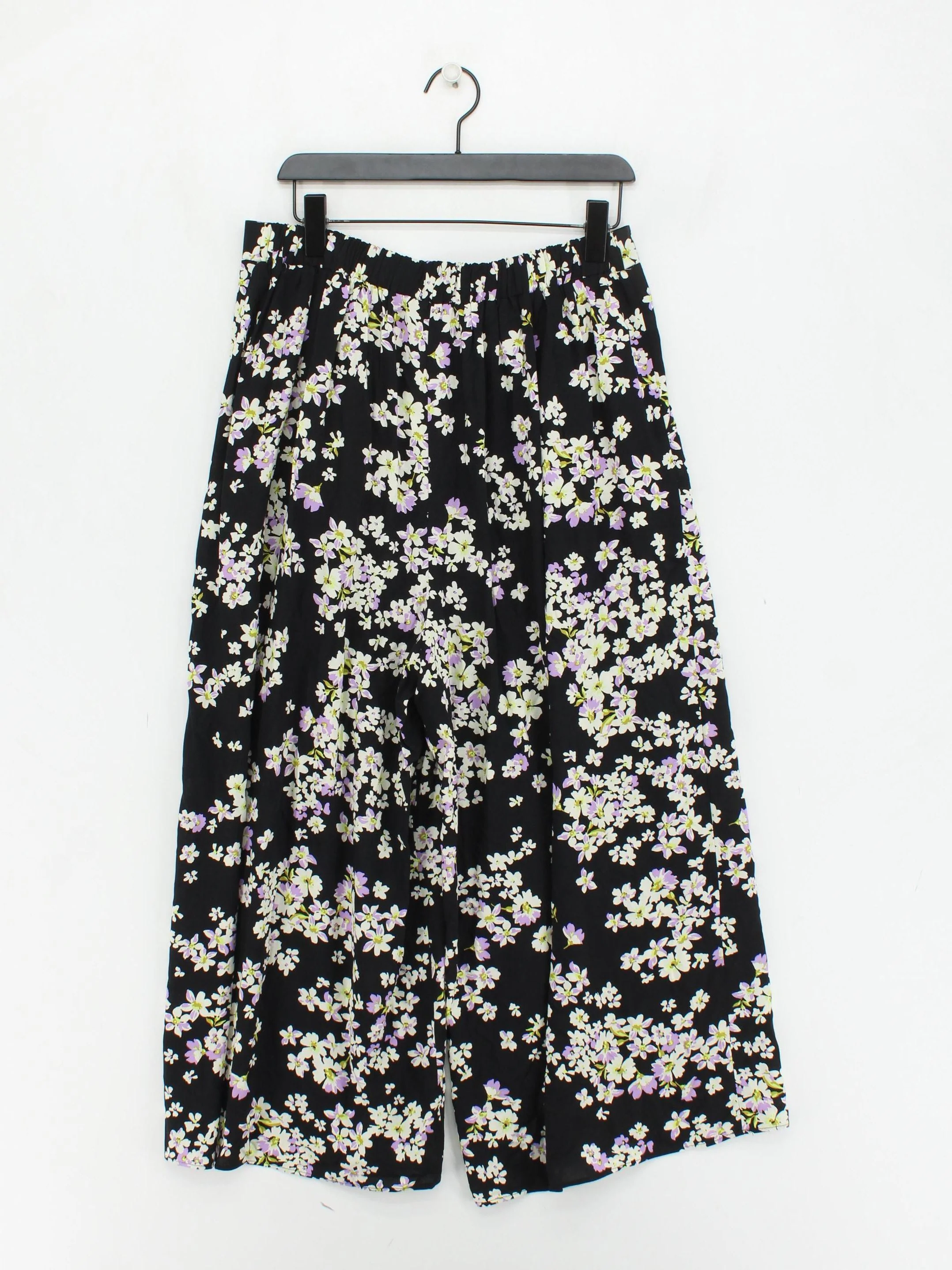 Nobody's Child Women's Trousers UK 16 Black 100% Viscose Cropped New with tags - Image 2