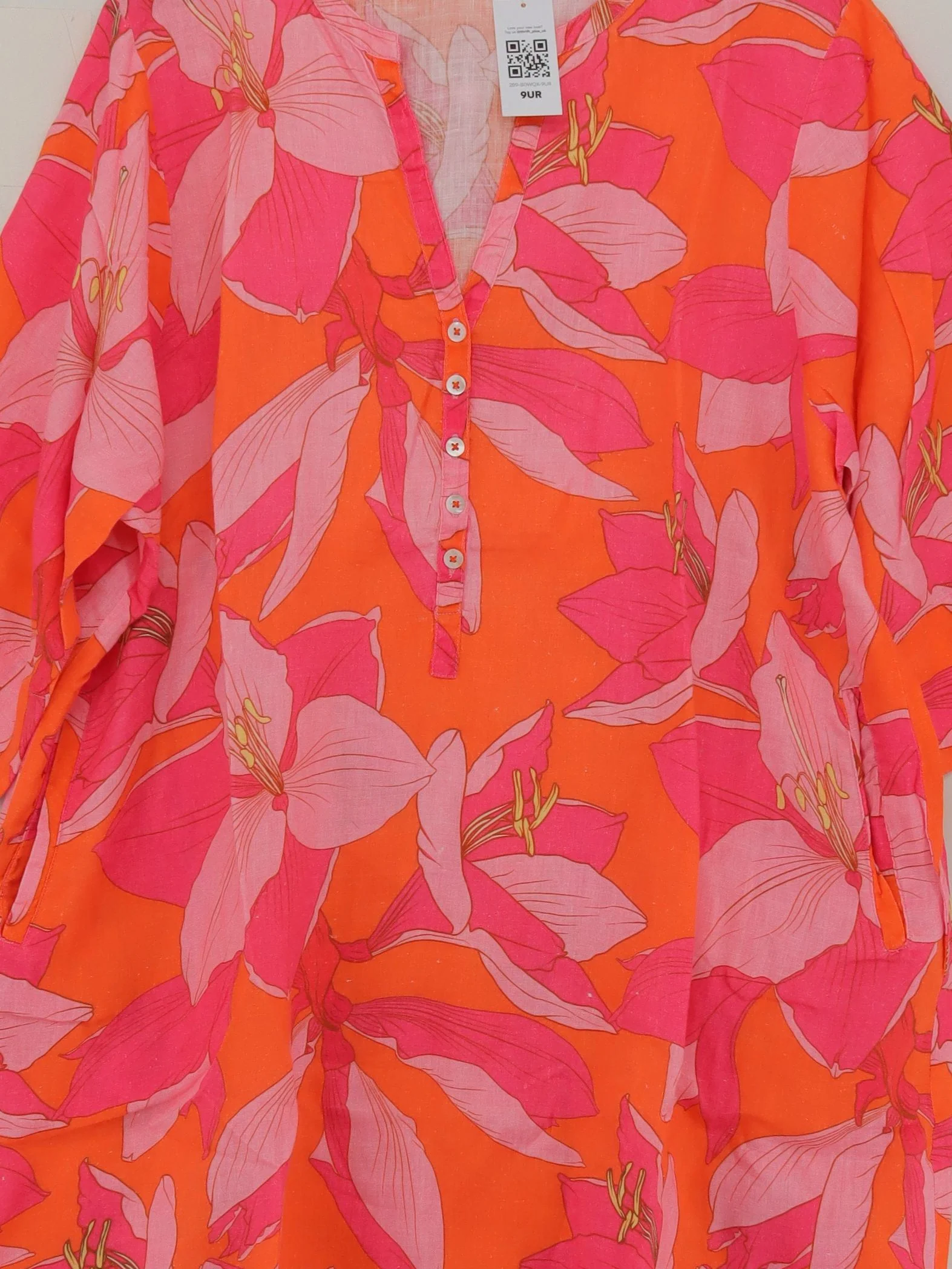 NoLoGo Women's Top XL Orange Floral 100% Linen Short Sleeve V-Neck Tunic - Image 3