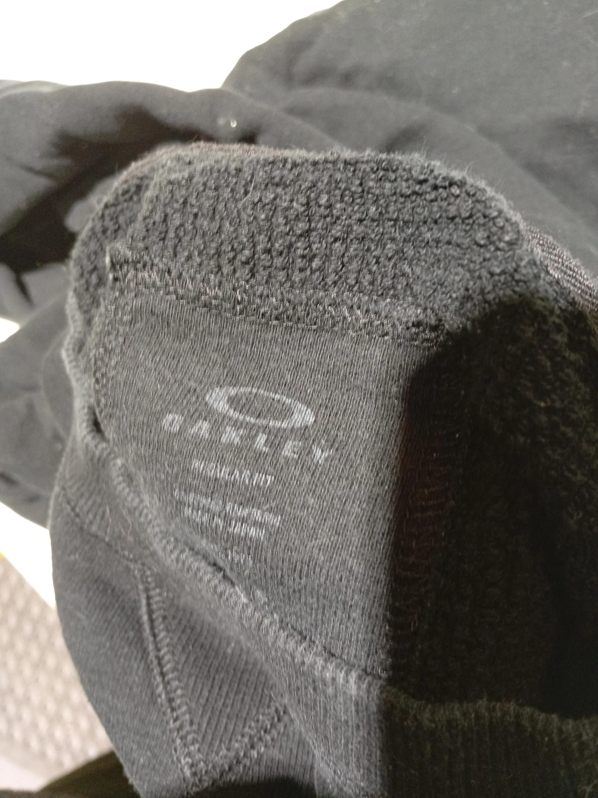 Oakley Men's Hoodie M Black Cotton with Elastane Pullover - Image 6