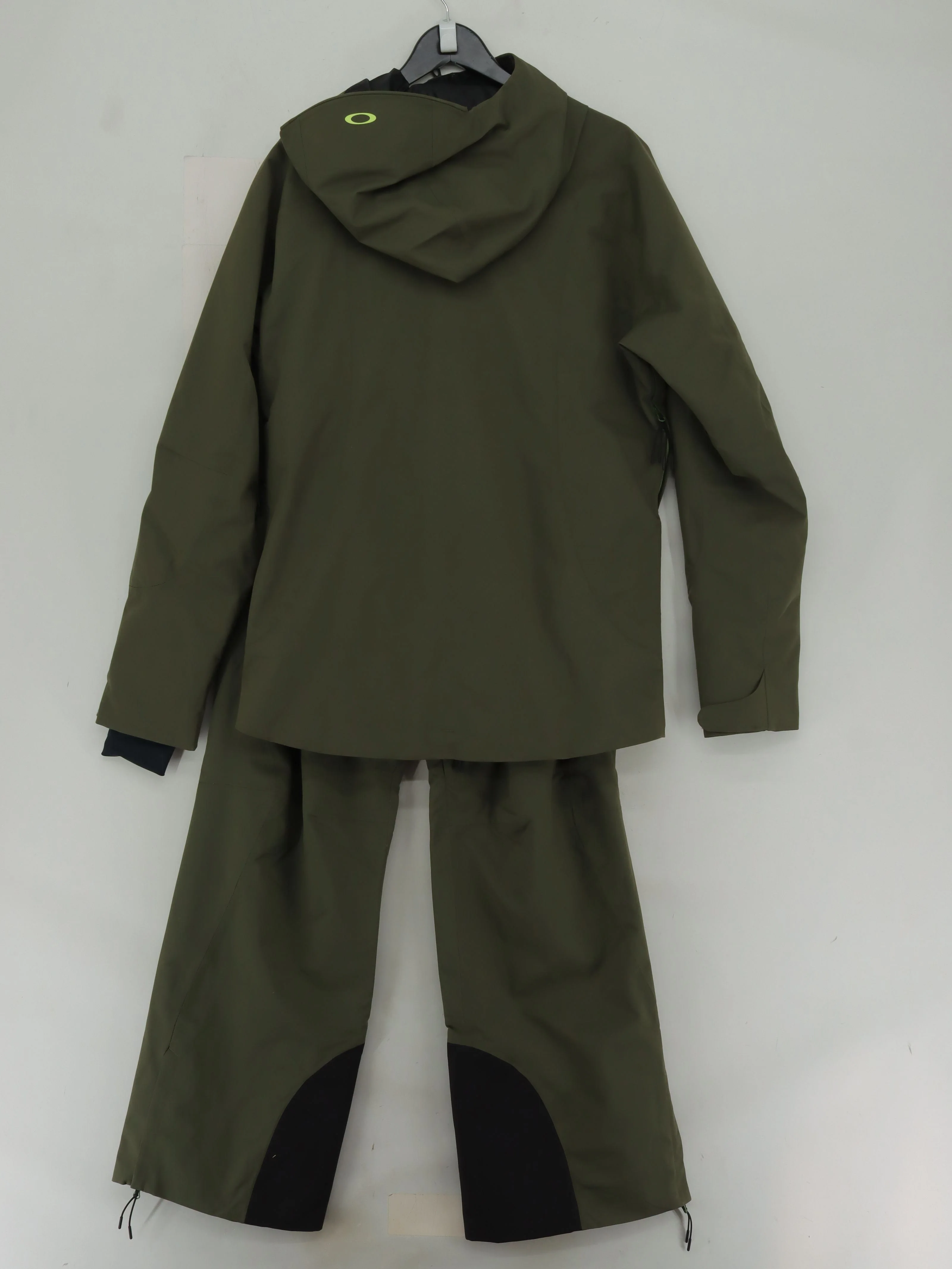 Oakley Skiwear jacket green - Image 2