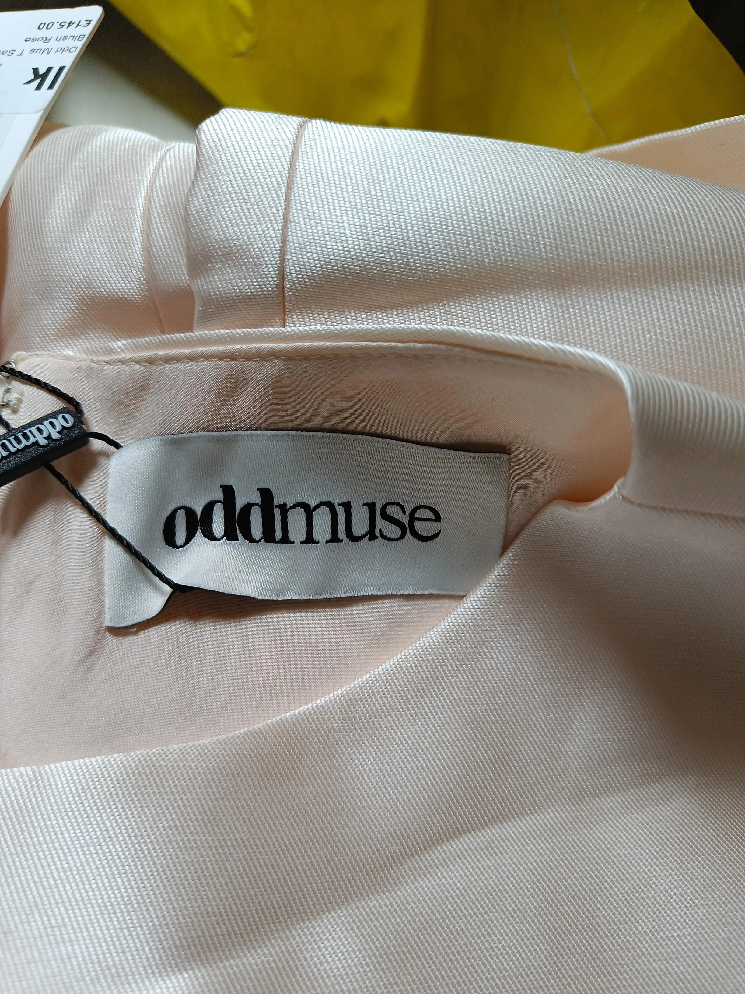 oddmuse Mini Dress XL in Cream - Image 5