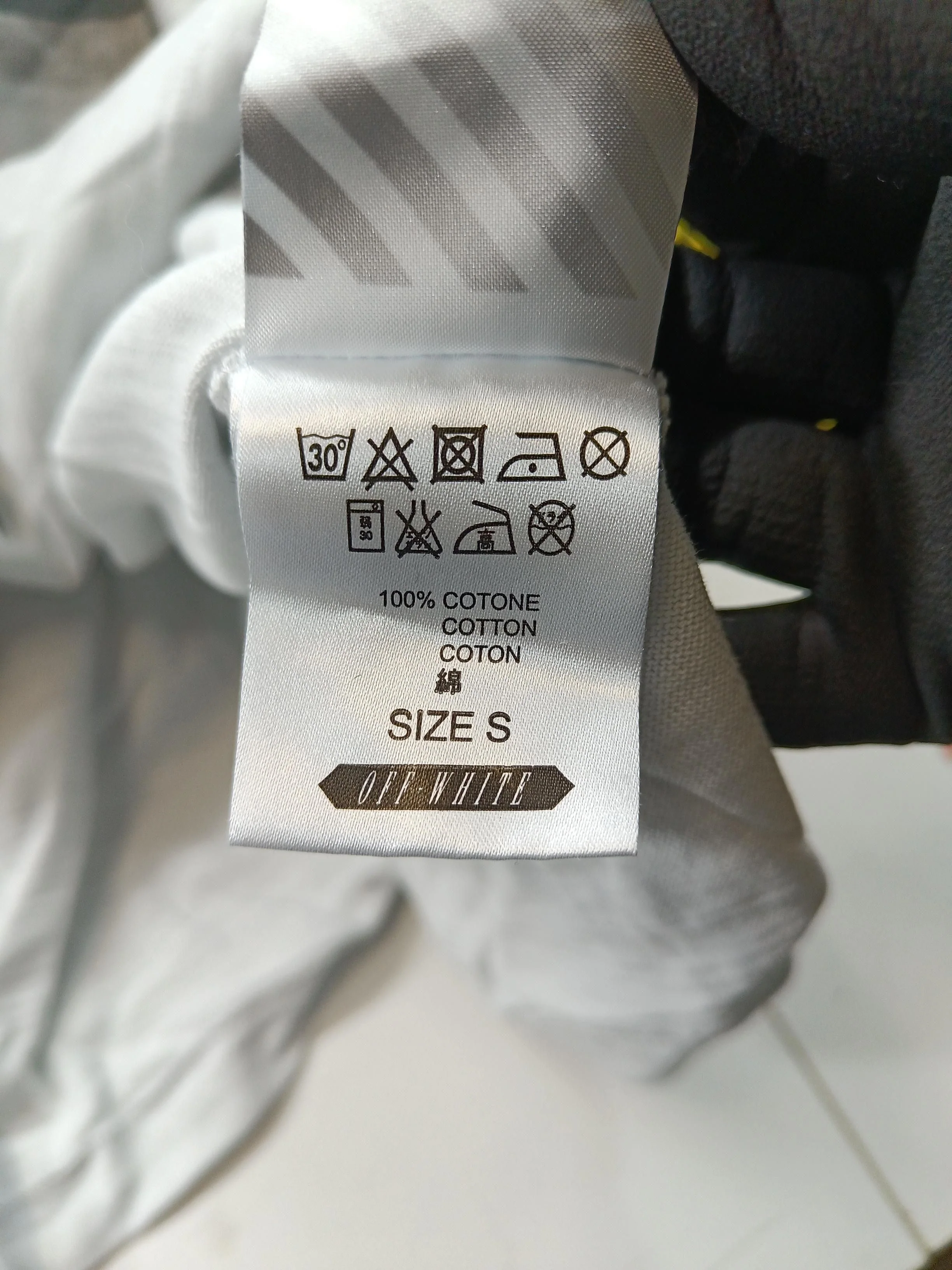 Off-White Men's T-Shirt S Blue Graphic 100% Cotton Basic - Image 7