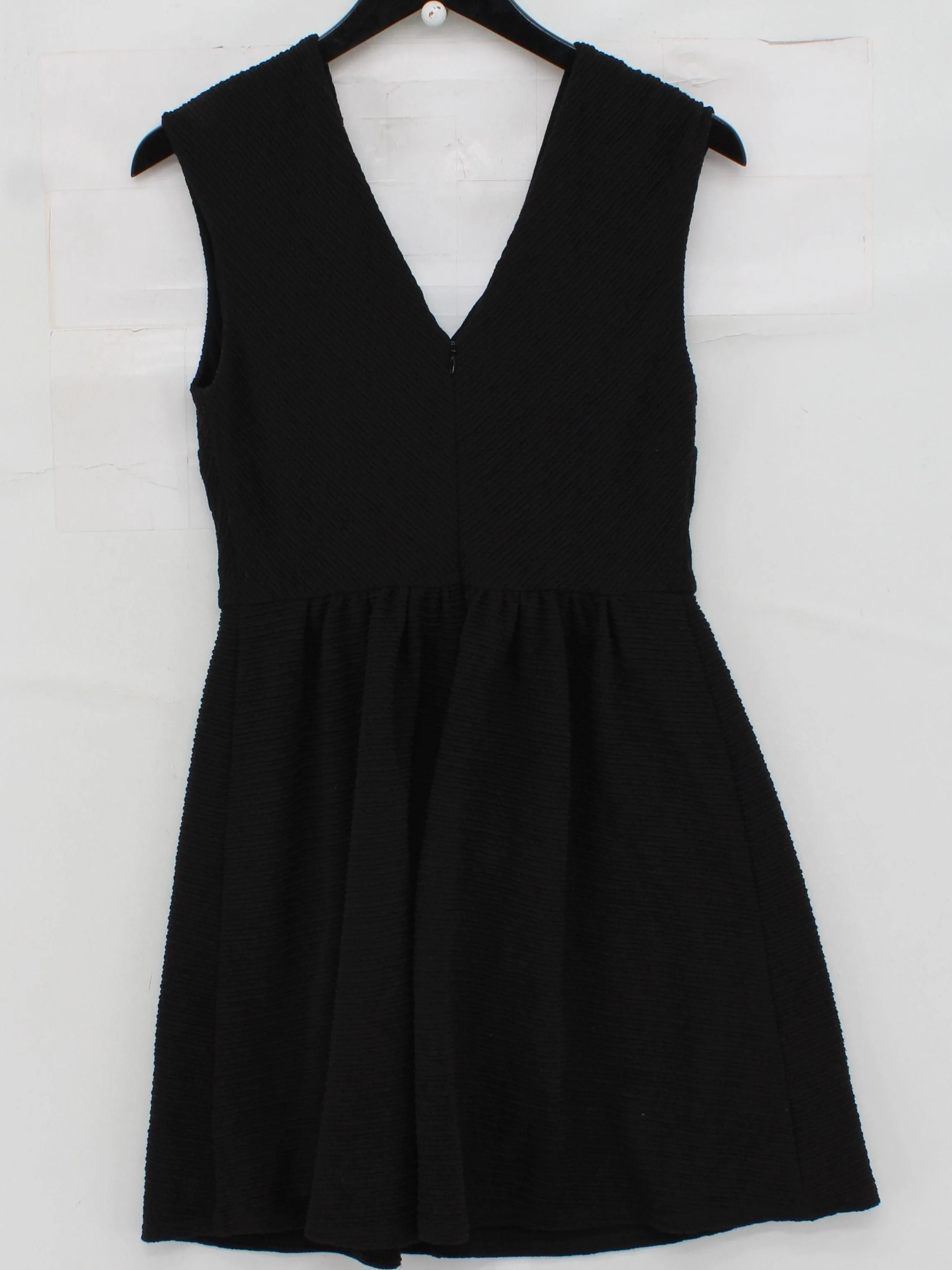 Oliver Bonas Skater Mini Dress UK14 in Black - Image 2
