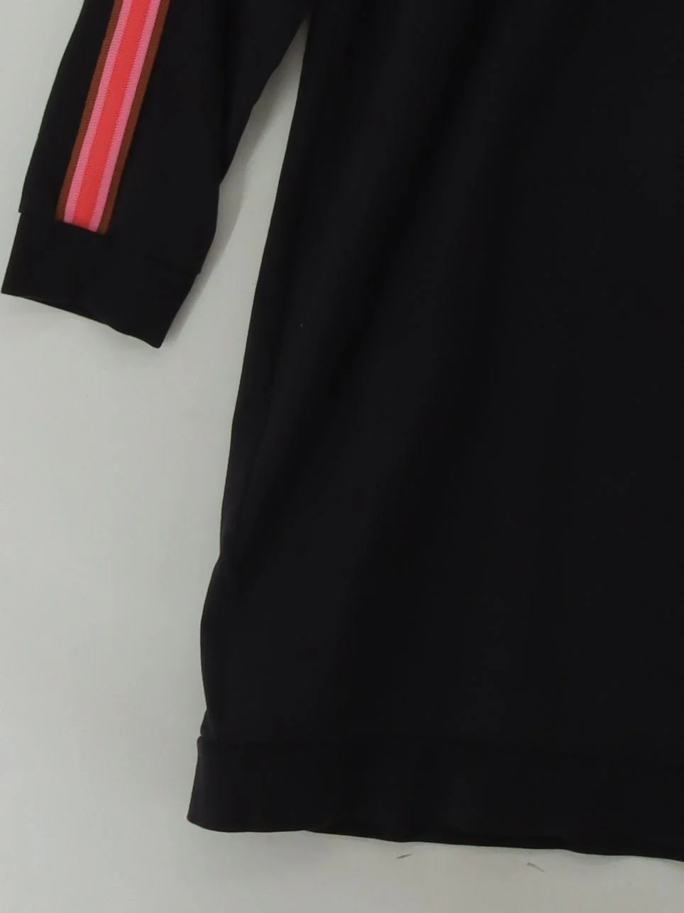 Oliver Bonas T-Shirt Mini Dress UK14 in Black - Image 4