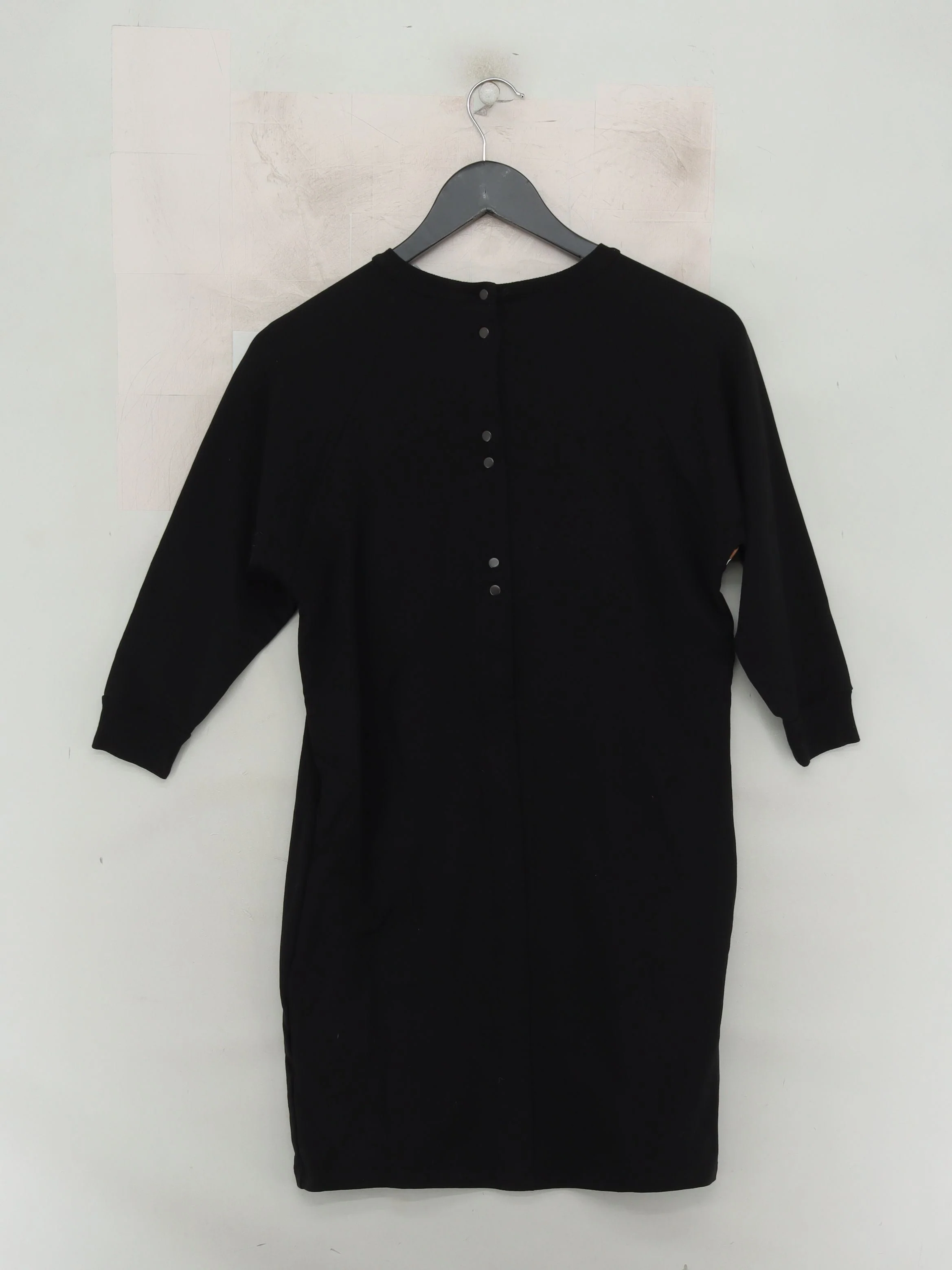 Oliver Bonas T-Shirt Mini Dress UK8 in Black - Image 2
