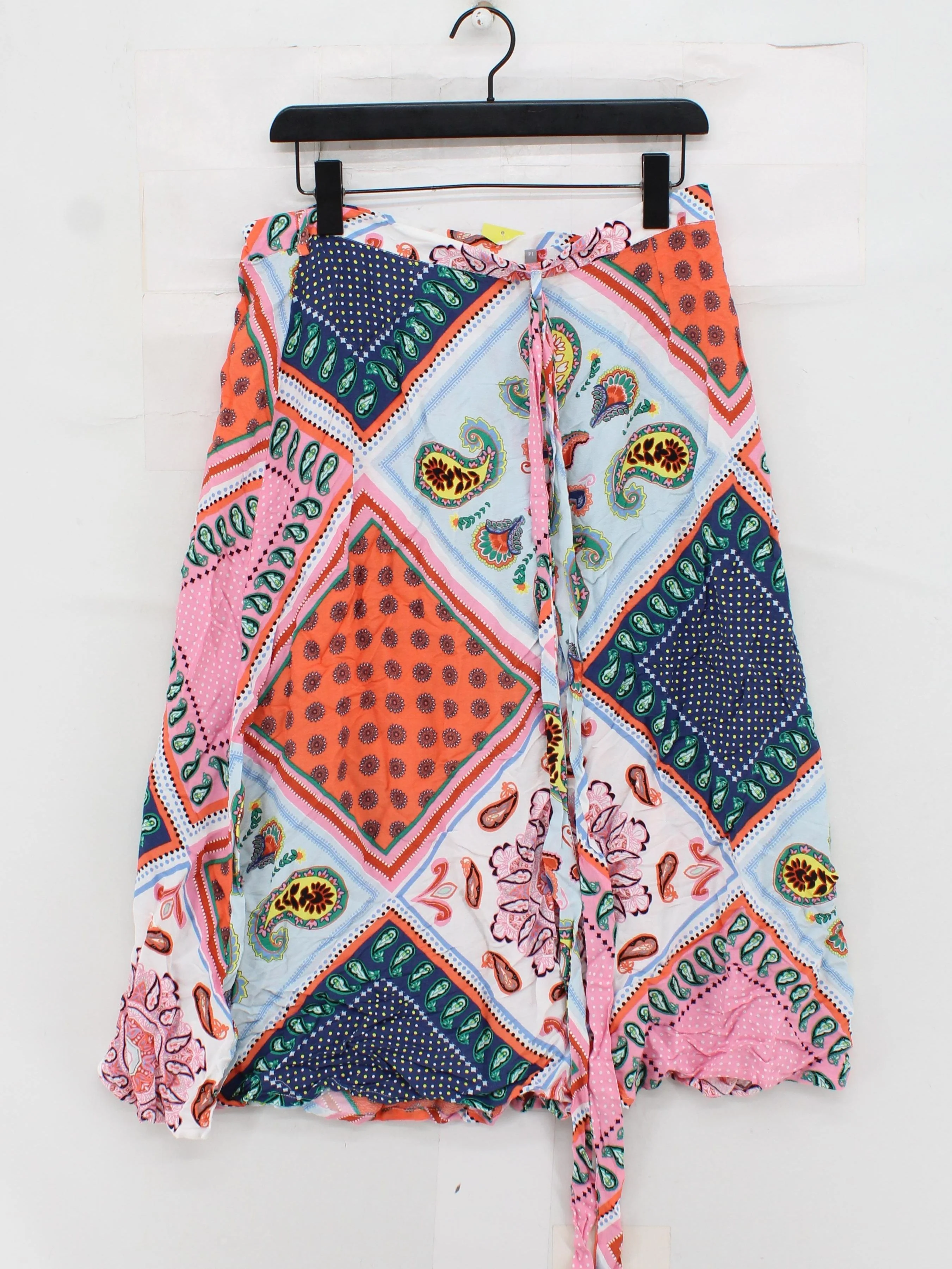 Oliver Bonas Women's Midi Skirt M Multi Paisley 100% Viscose Midi Wrap - Image 2