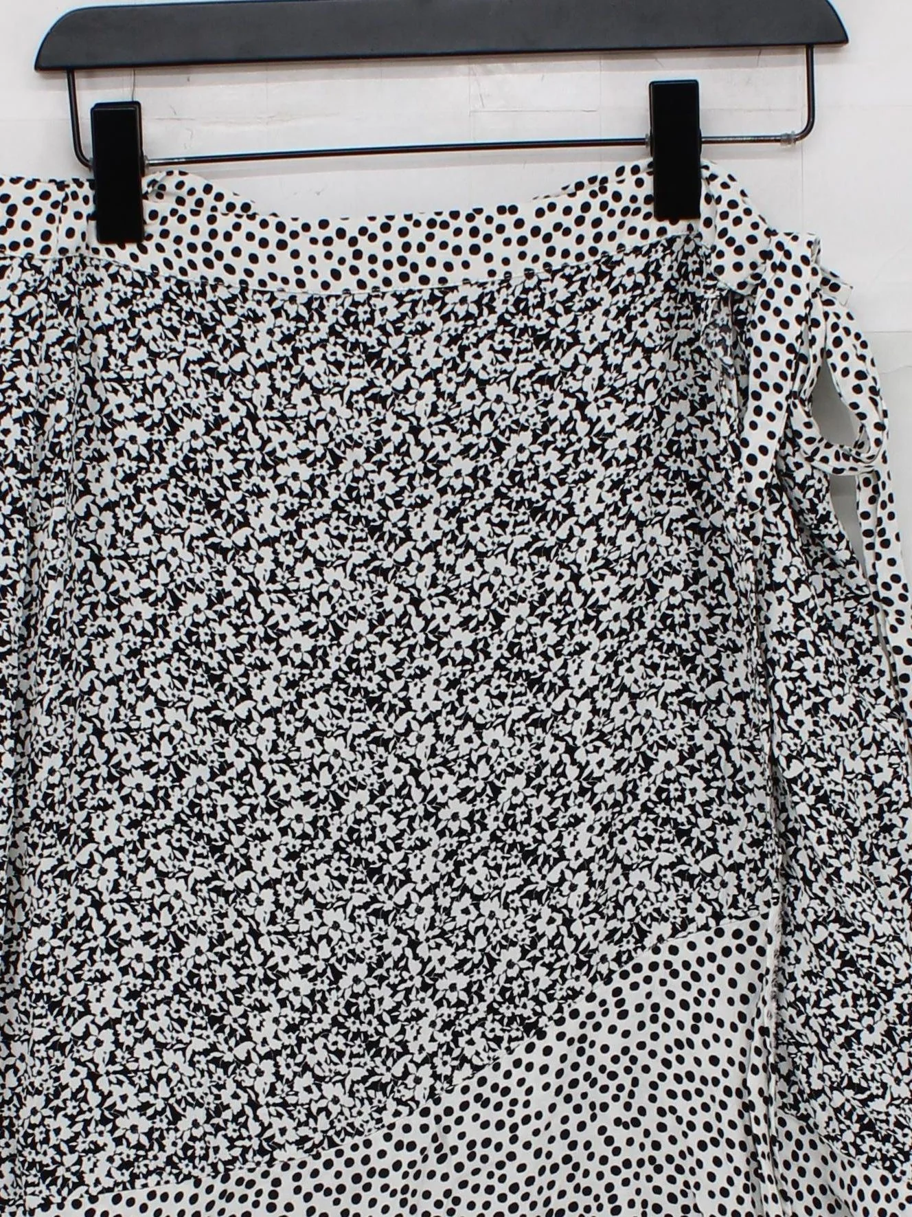 Oliver Bonas Women's Midi Skirt UK 16 Multi Polkadot 100% Viscose Midi Wrap - Image 3