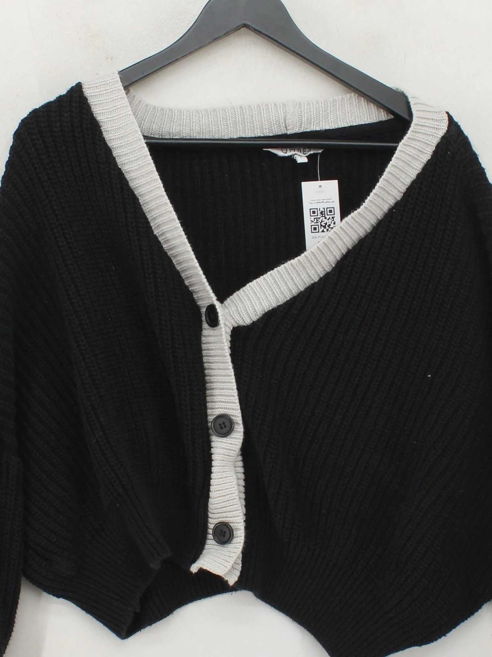 OMNES Women's Cardigan L Black Cotton with Acrylic V-Neck Cardigan - Image 3