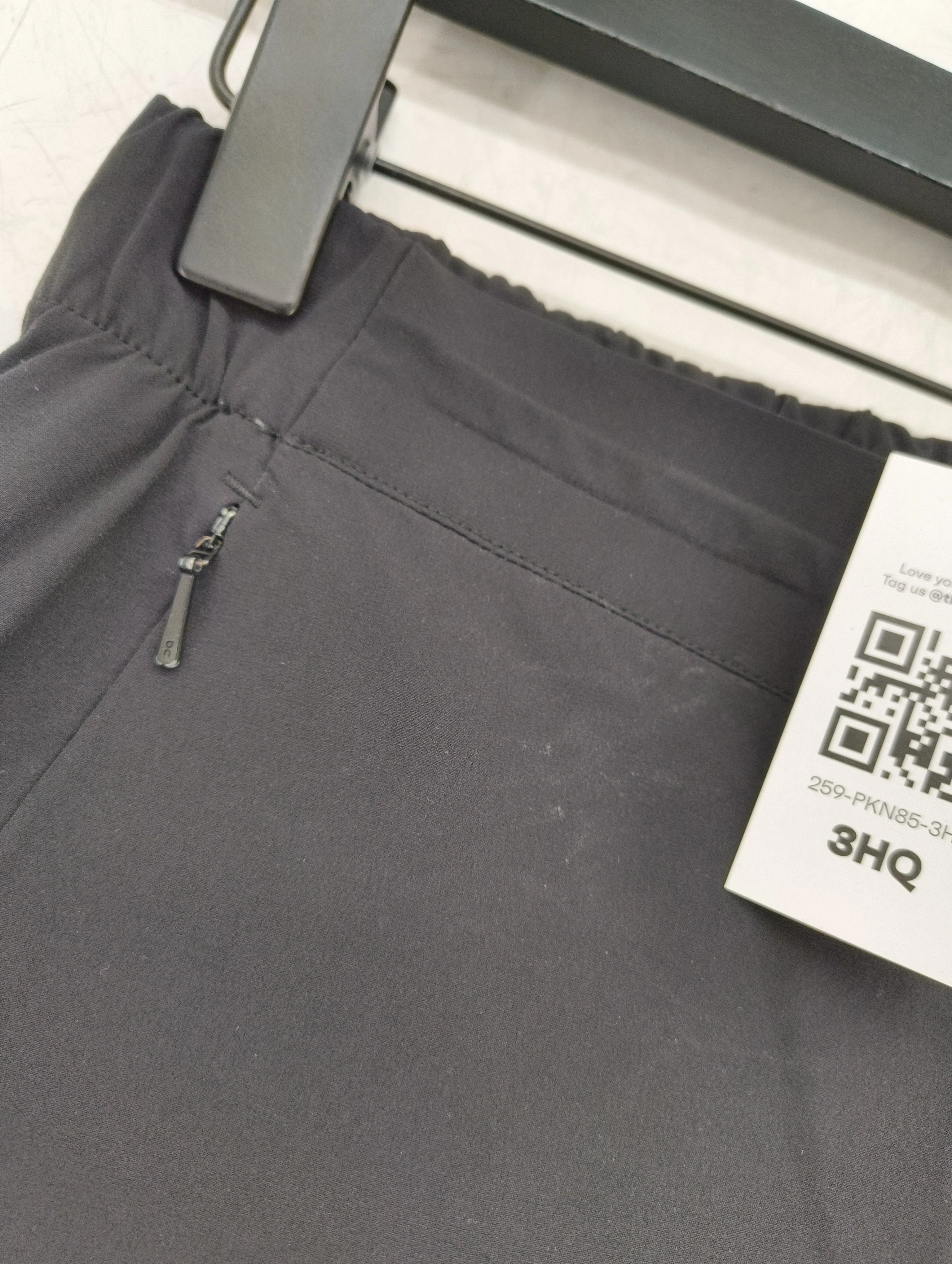 ON Running Women's Sports Bottoms XS Black Polyamide with Elastane Sweatpants - Image 5