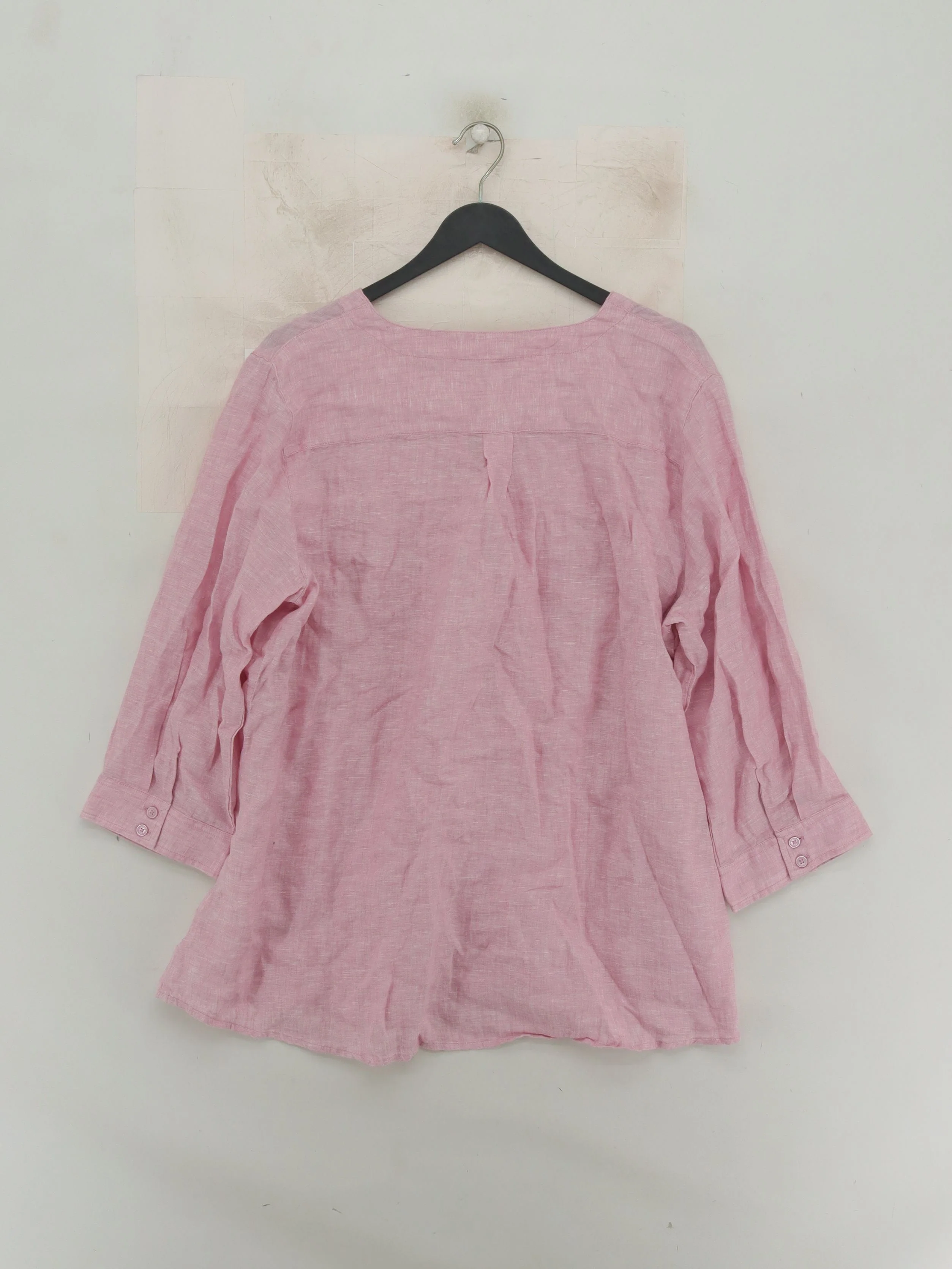 Orvis Women's Shirt XL Pink 100% Linen 3/4 Sleeve V-Neck Basic - Image 2