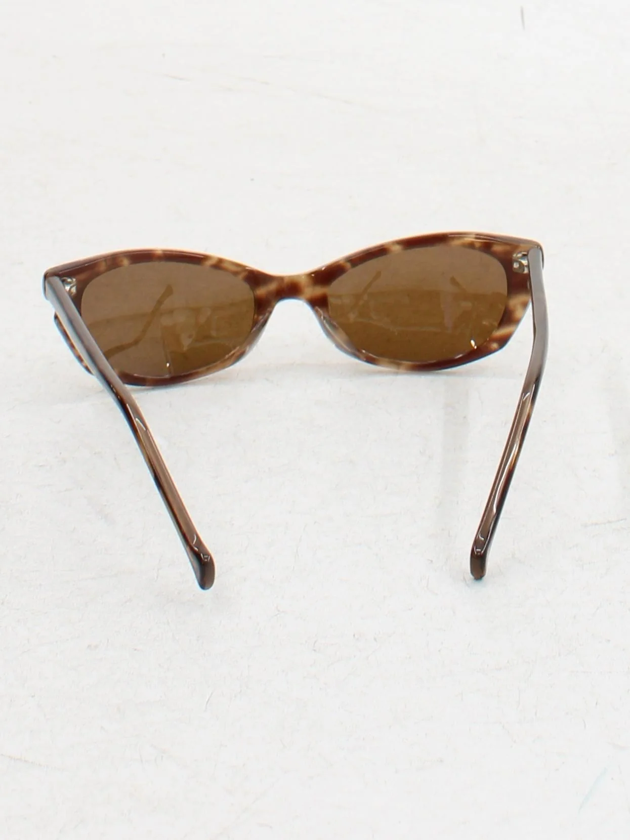 Oscar De La Renta Women's Sunglasses Multi Oval - Image 2