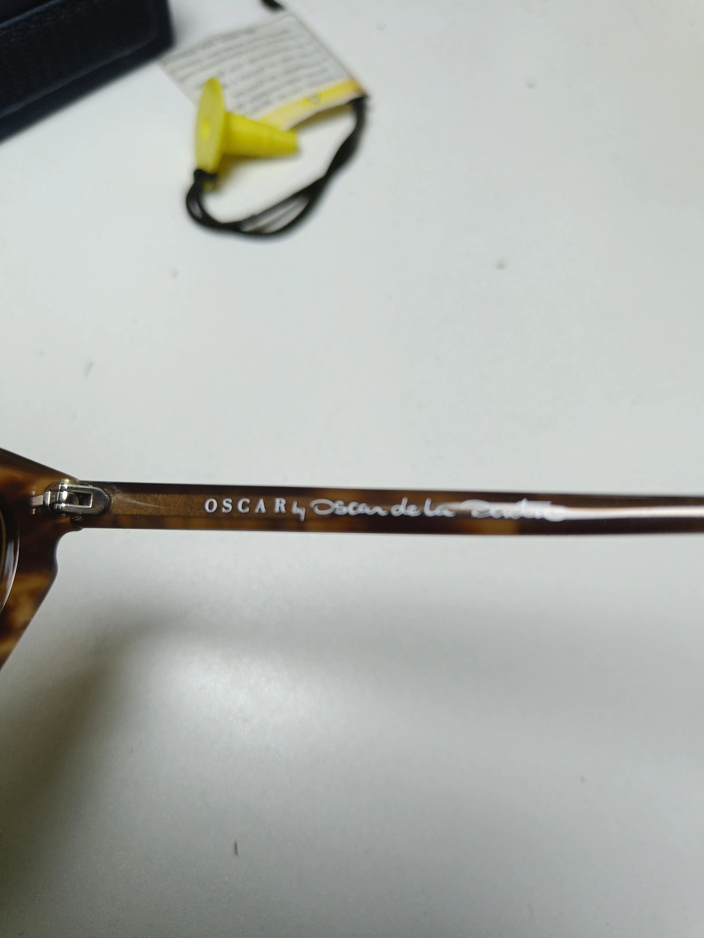 Oscar De La Renta Women's Sunglasses Multi Oval - Image 5